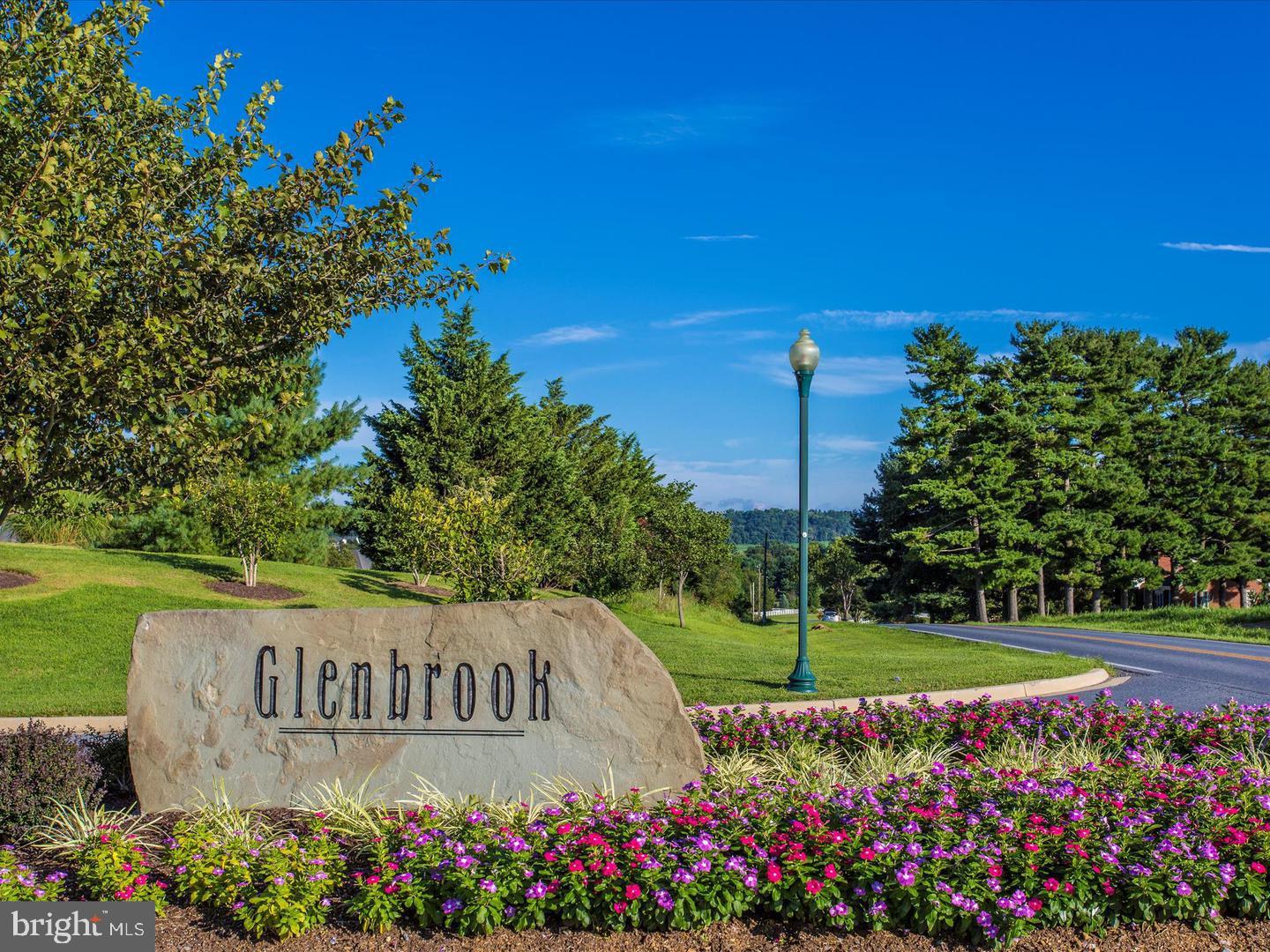 GLENBROOK - Residential