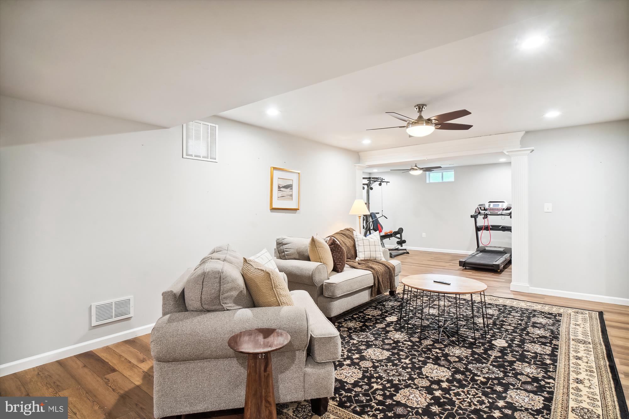 GLENBROOK - Residential