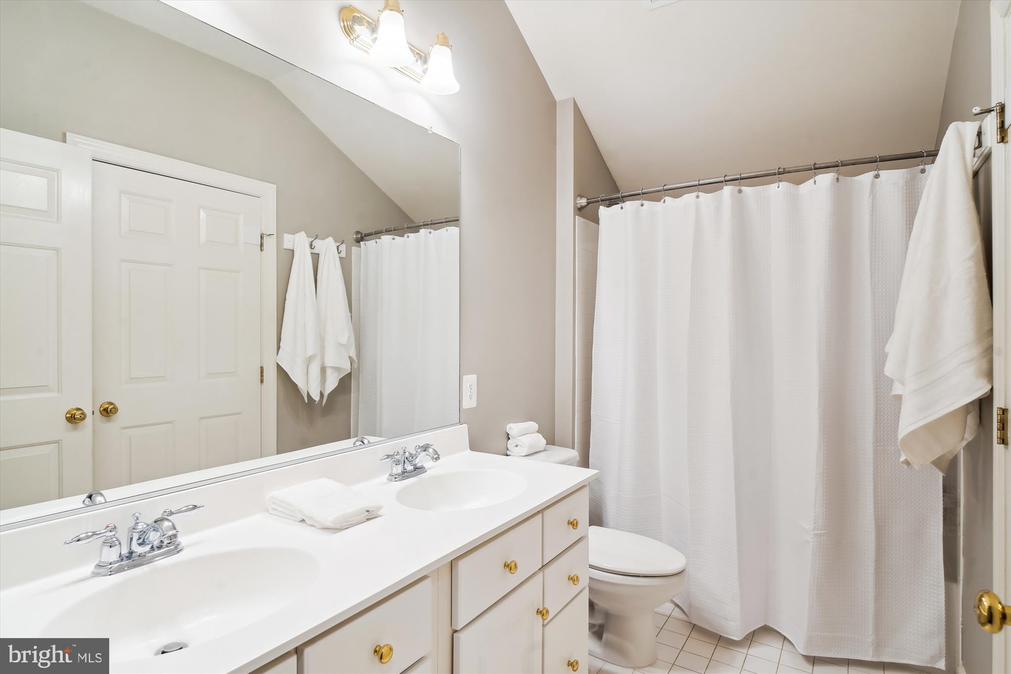 GLENBROOK - Residential