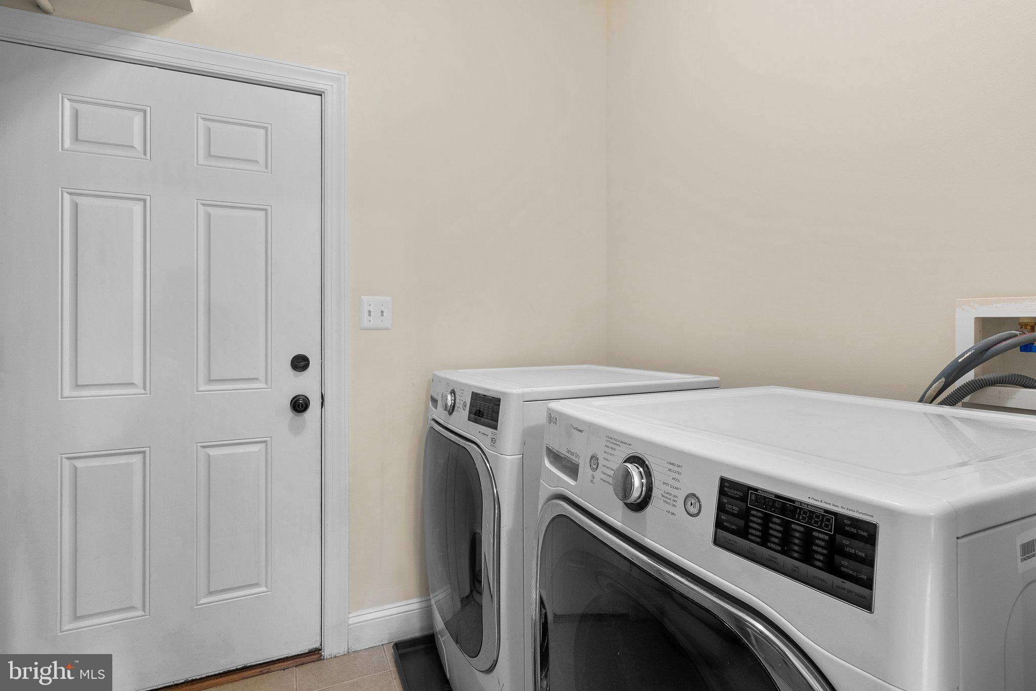 RIVIERA BEACH - Residential