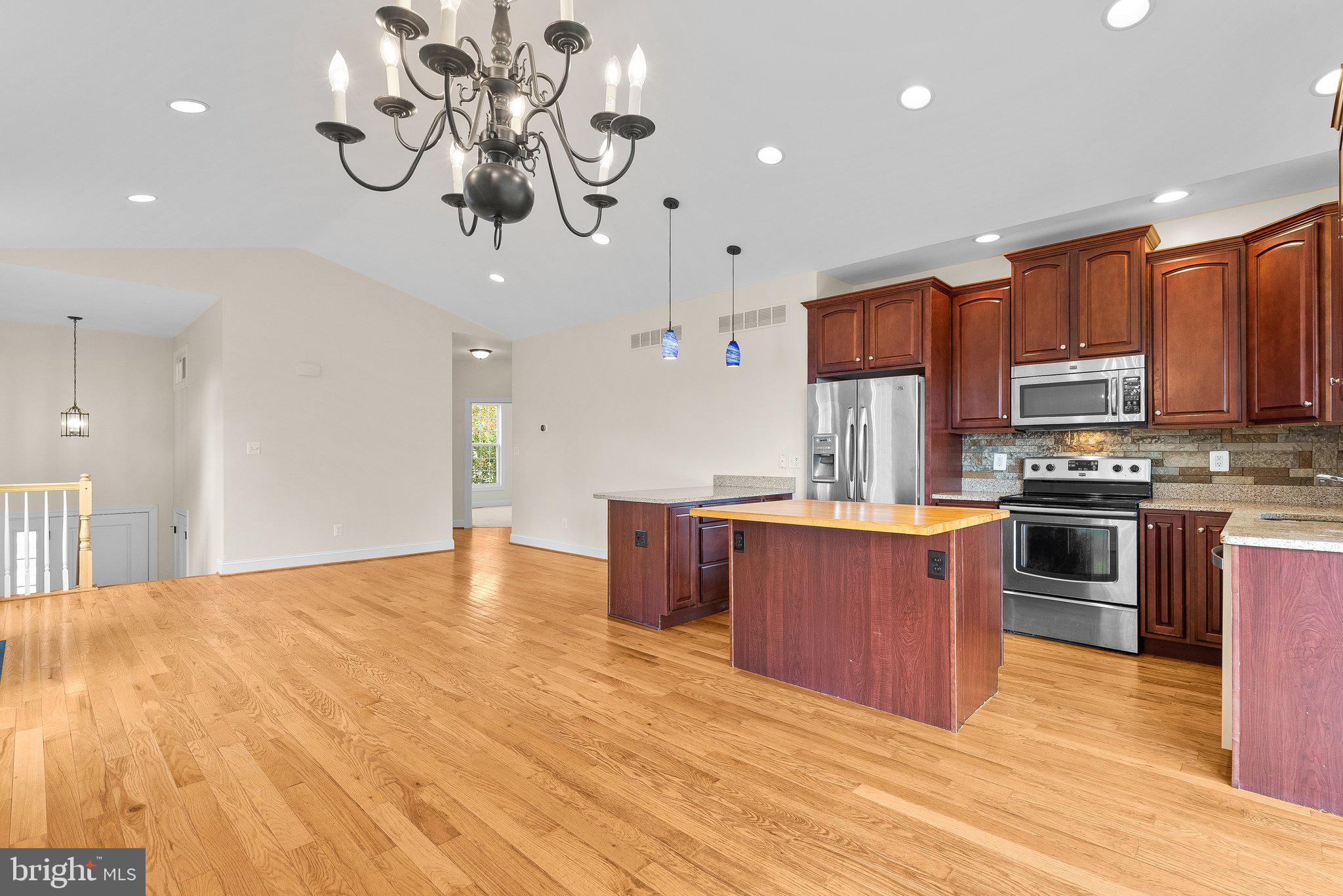 RIVIERA BEACH - Residential