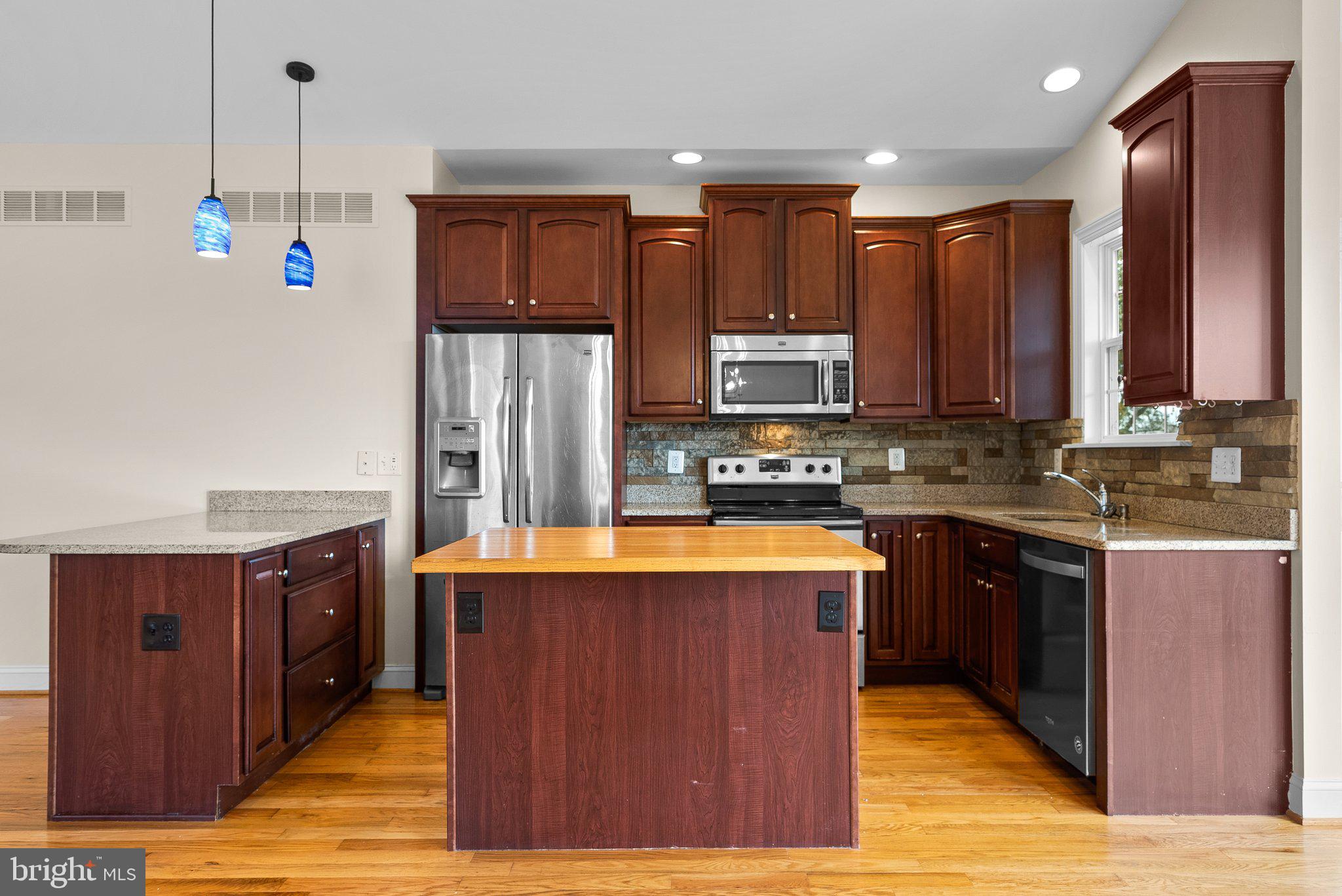 RIVIERA BEACH - Residential