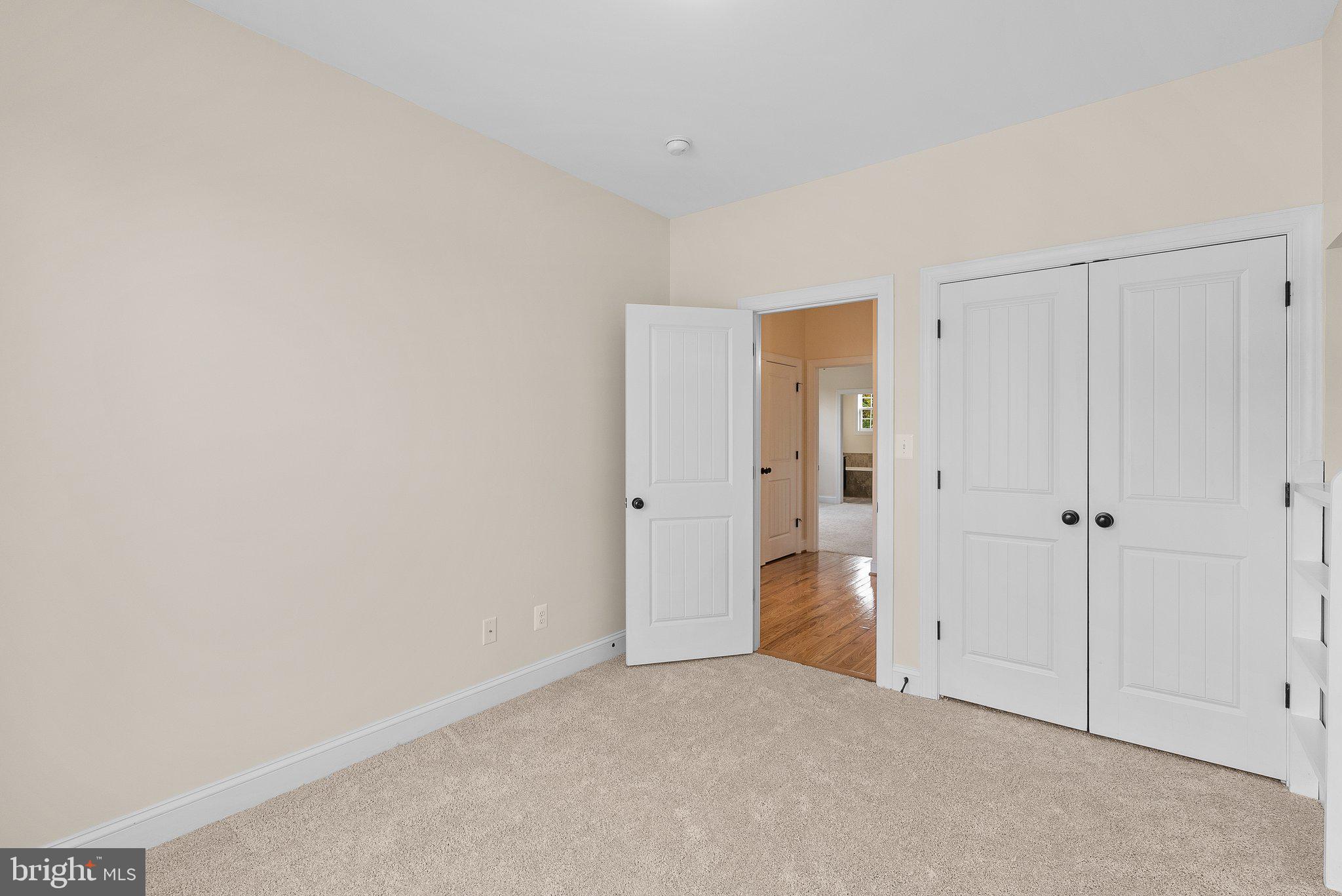 RIVIERA BEACH - Residential