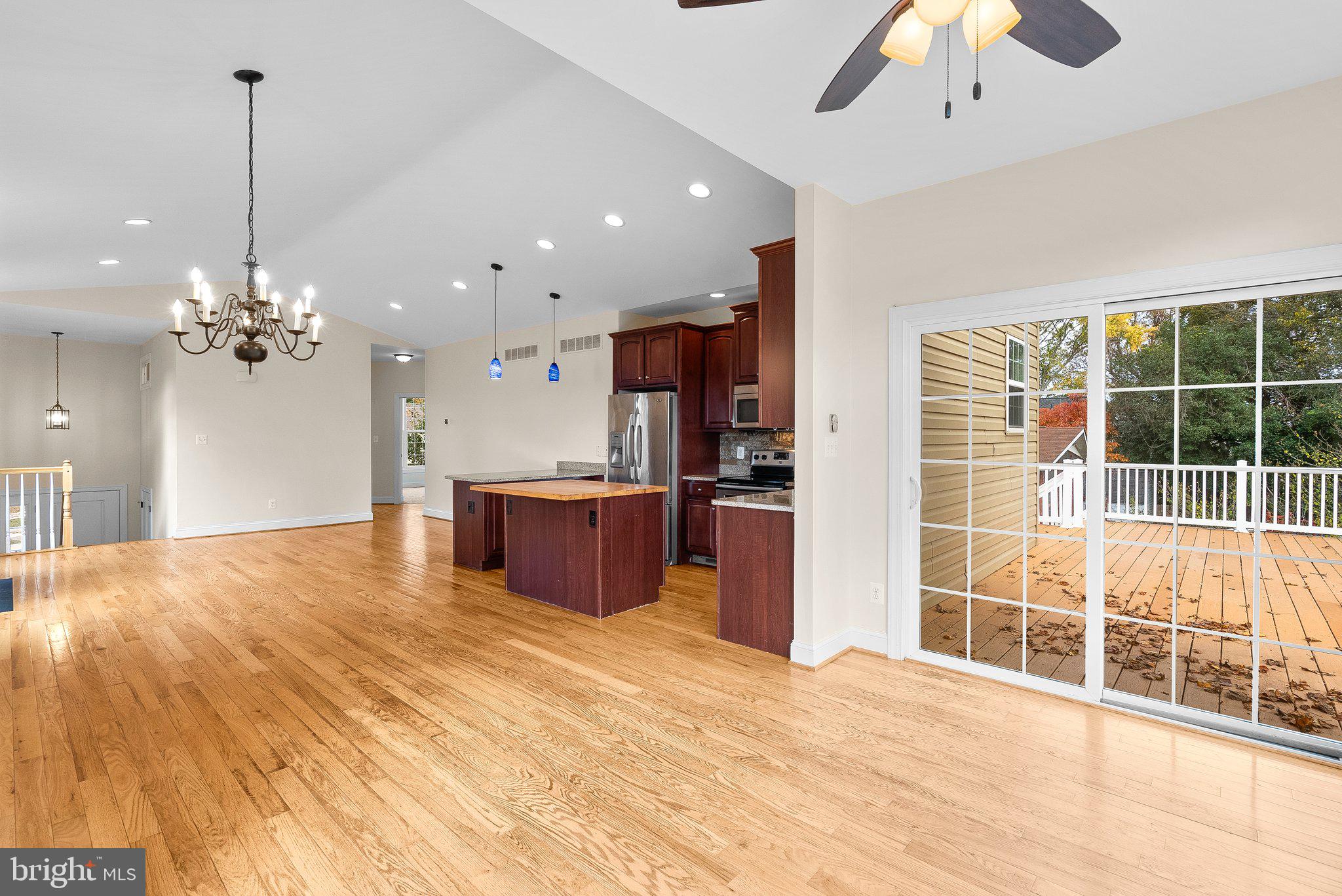 RIVIERA BEACH - Residential