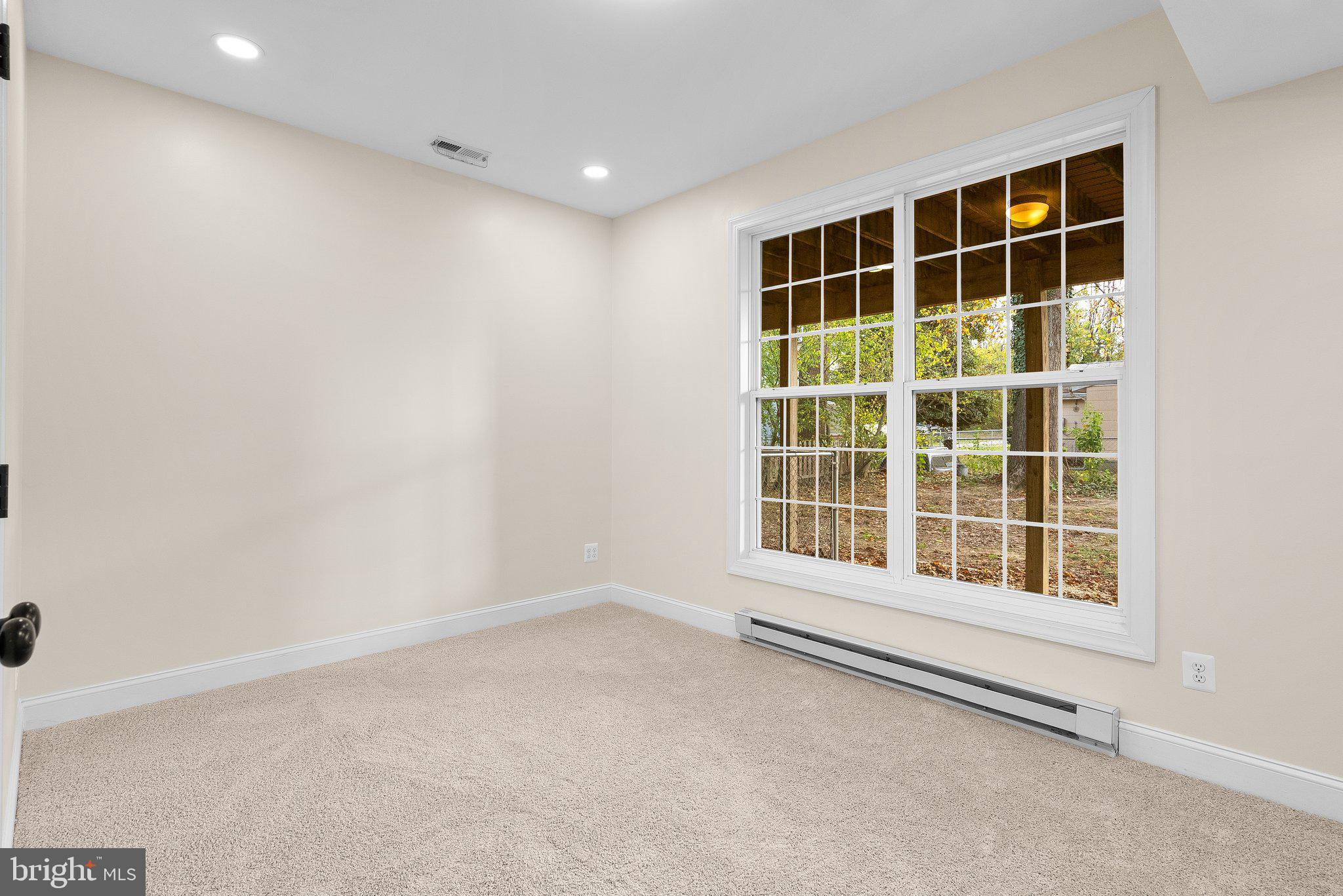 RIVIERA BEACH - Residential