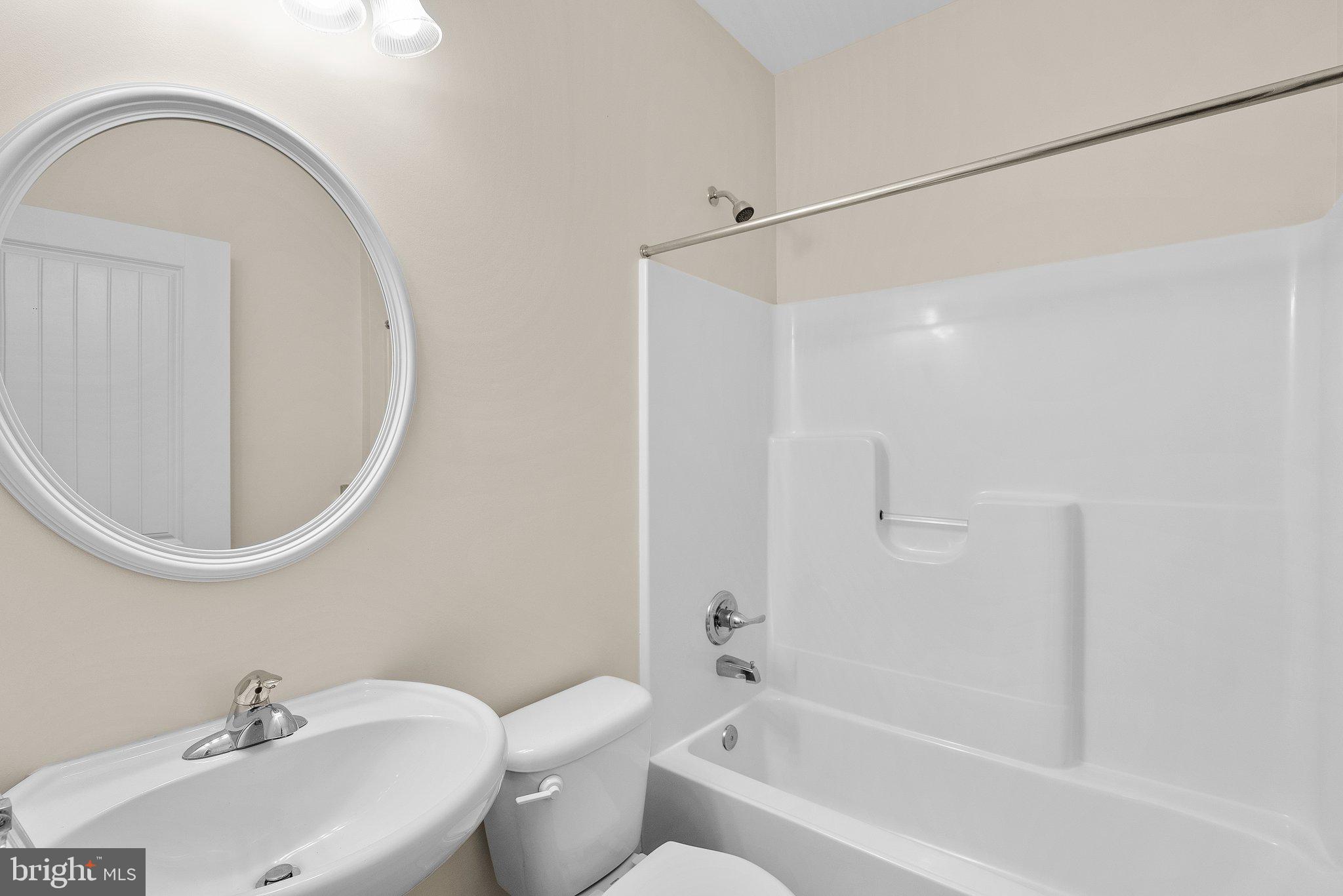 RIVIERA BEACH - Residential