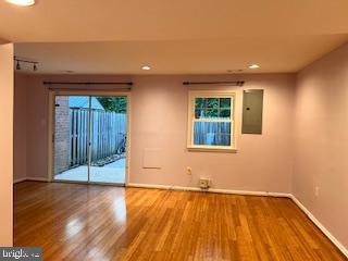 KEENE MILL WOODS - Residential Lease