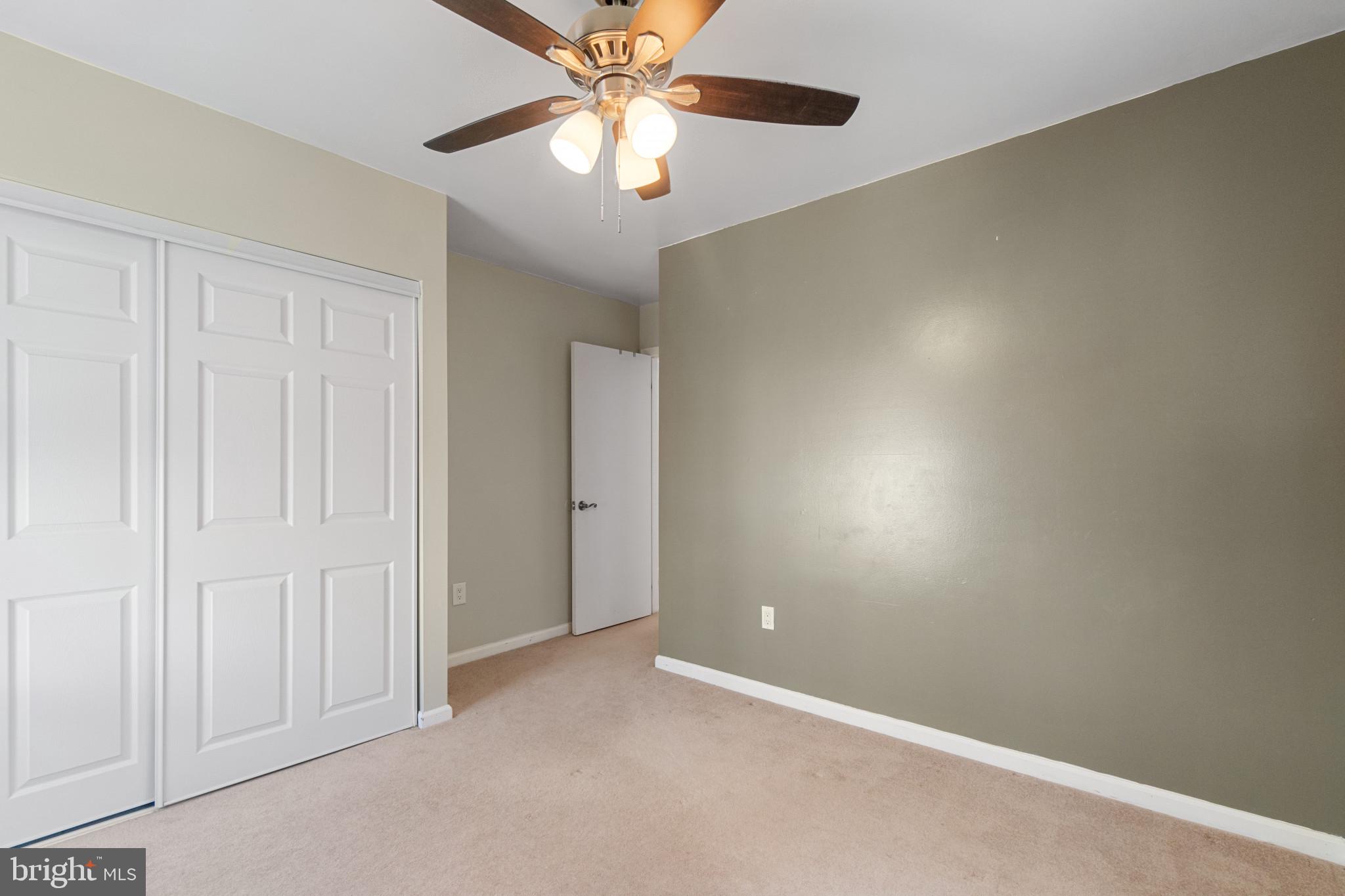 CROFTON VILLAGE - Residential