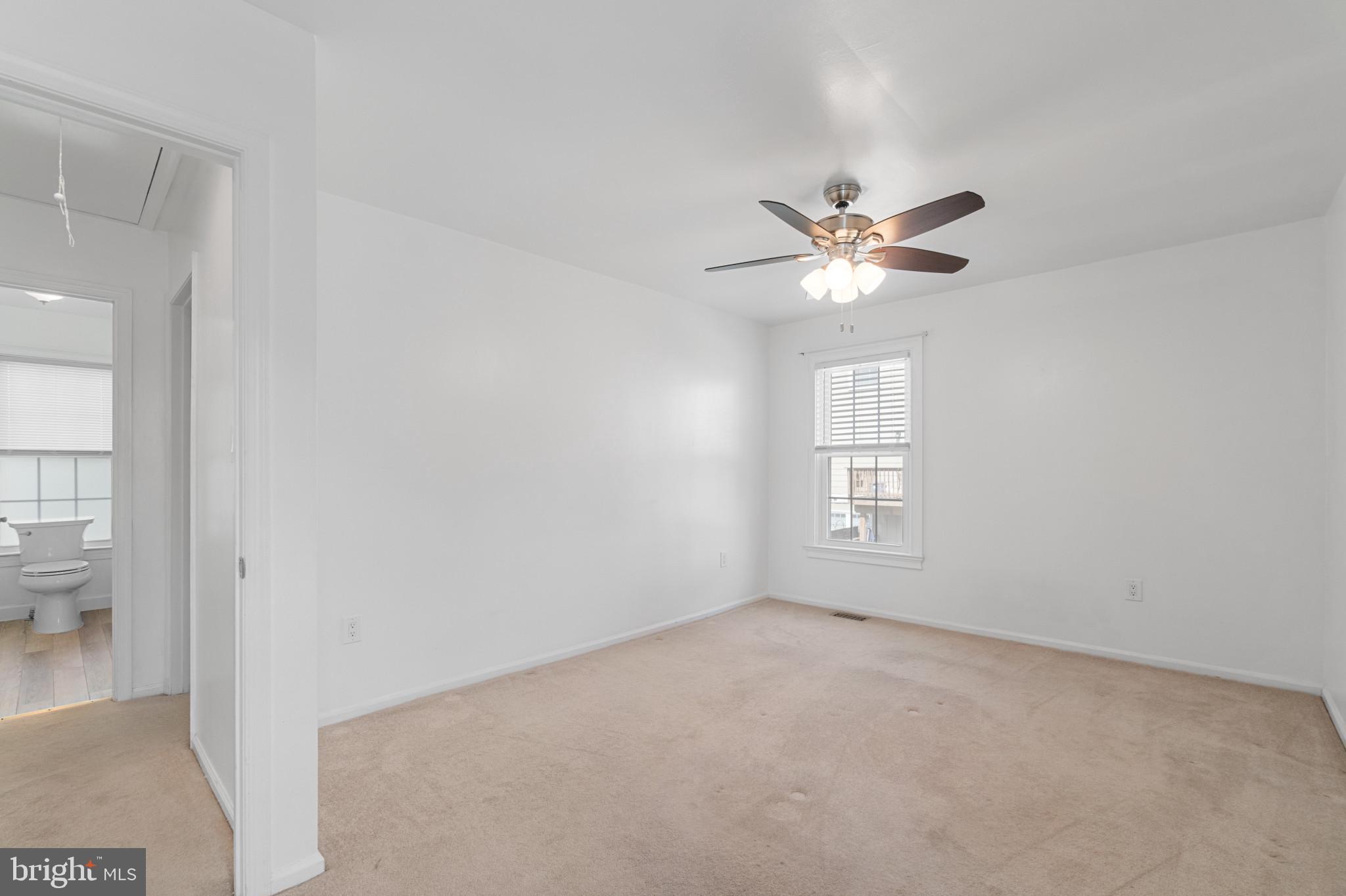 CROFTON VILLAGE - Residential