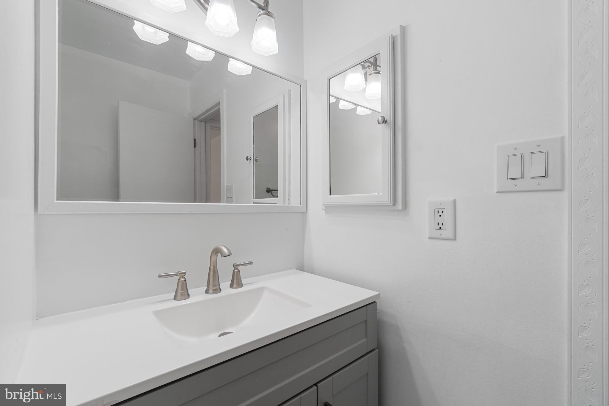 CROFTON VILLAGE - Residential