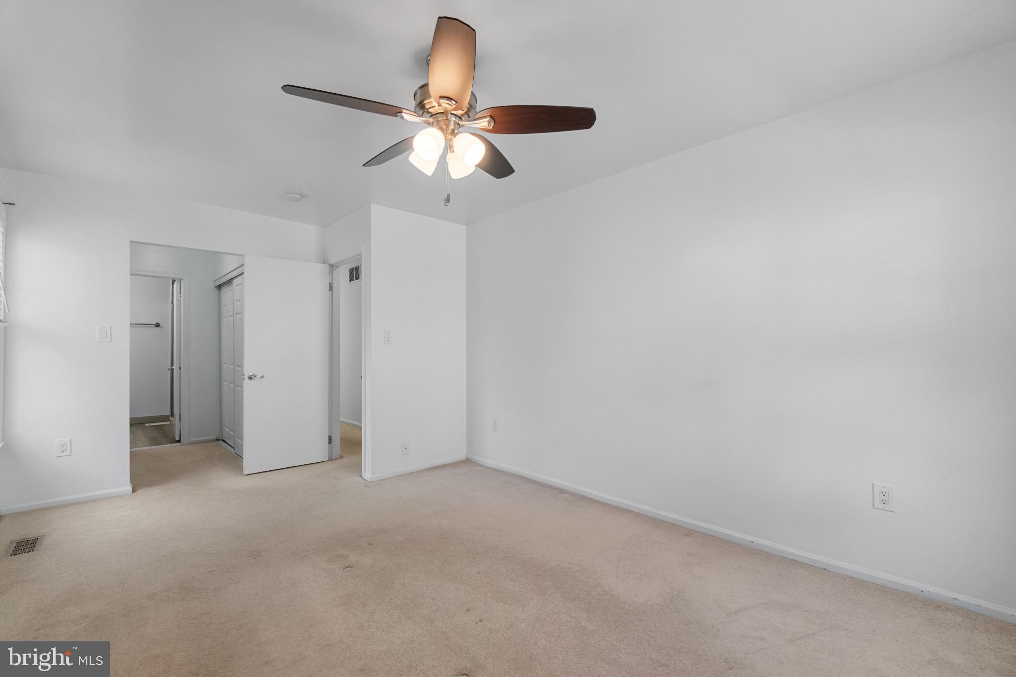 CROFTON VILLAGE - Residential