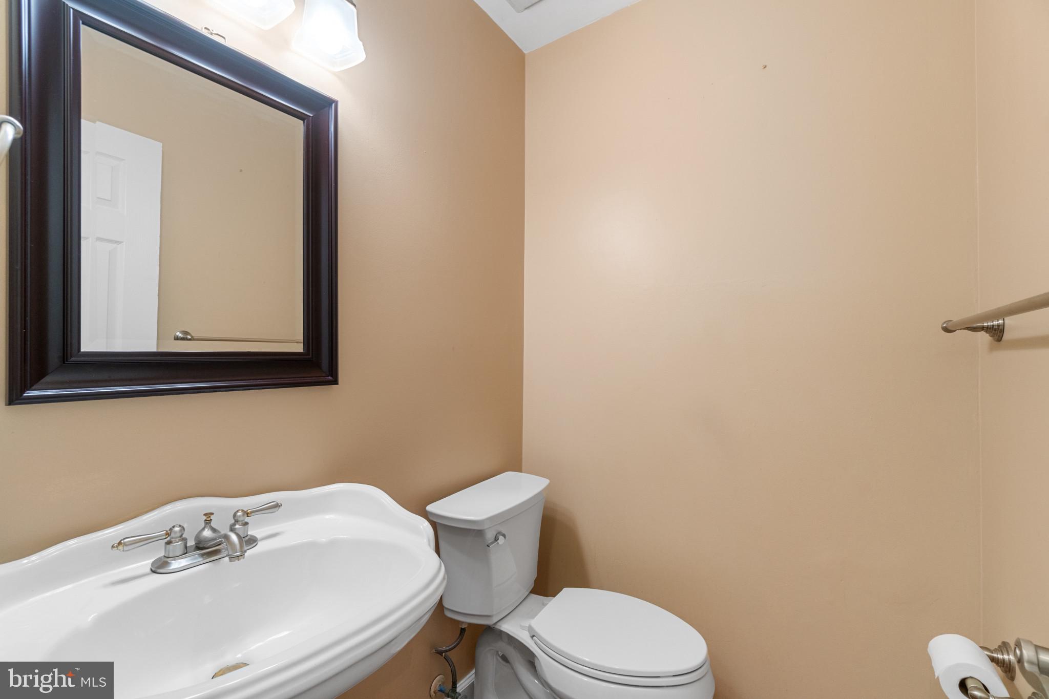 CROFTON VILLAGE - Residential