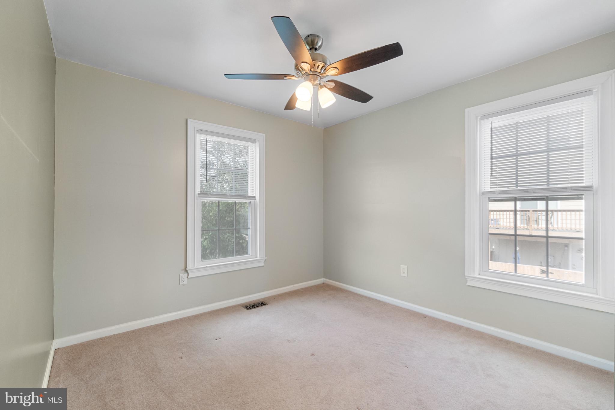 CROFTON VILLAGE - Residential