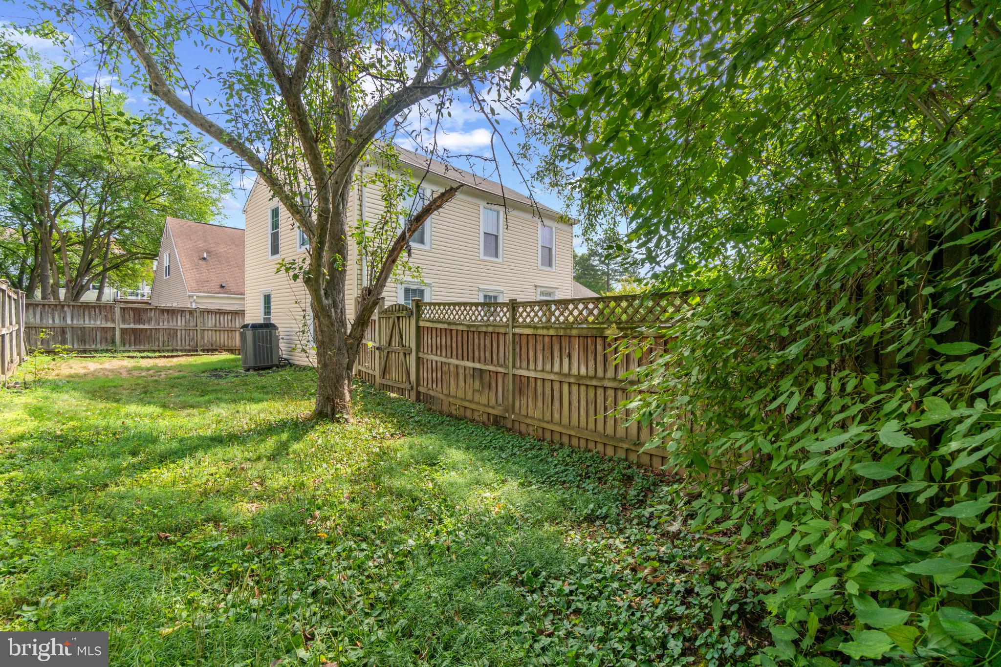 CROFTON VILLAGE - Residential