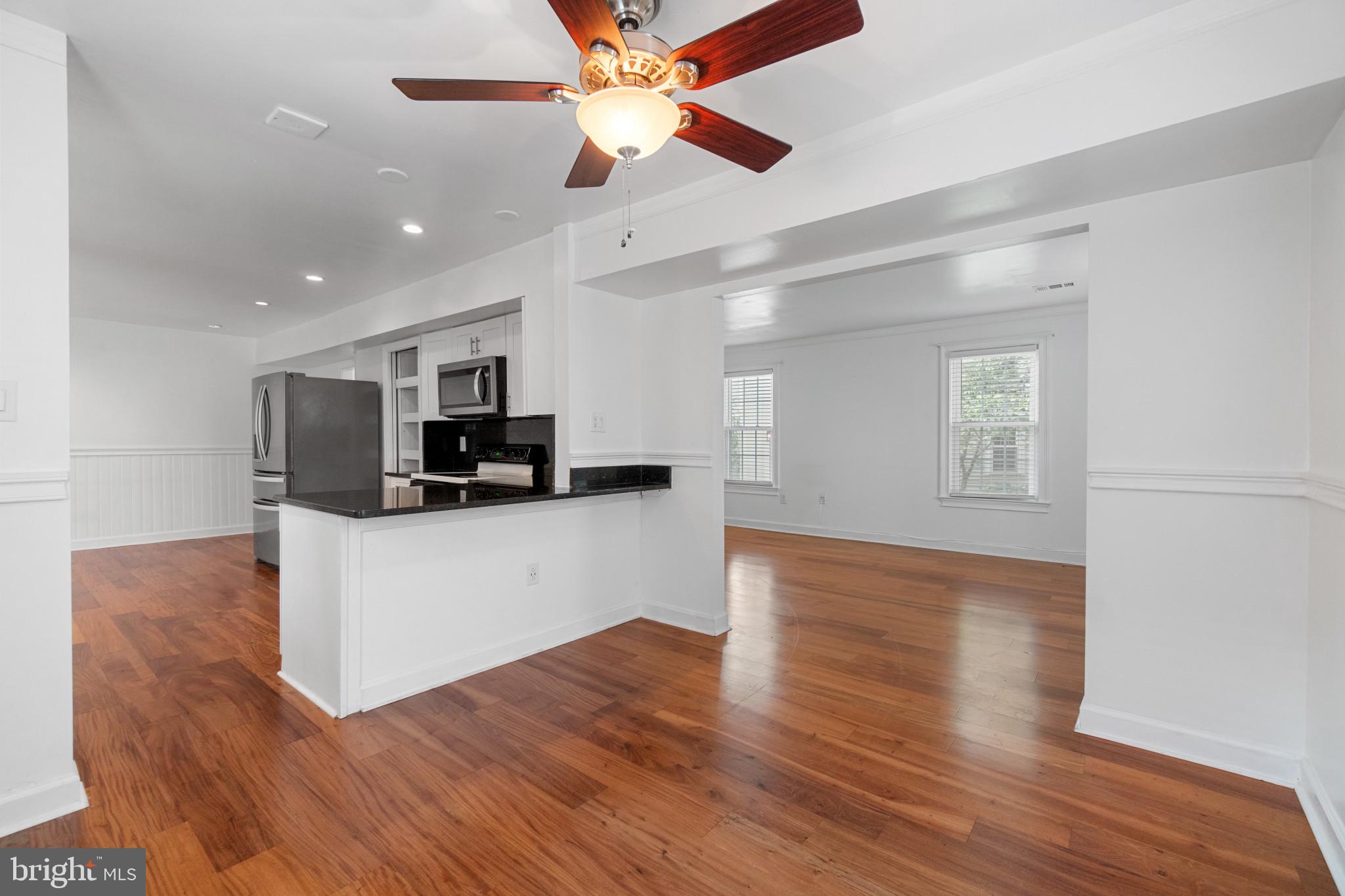 CROFTON VILLAGE - Residential