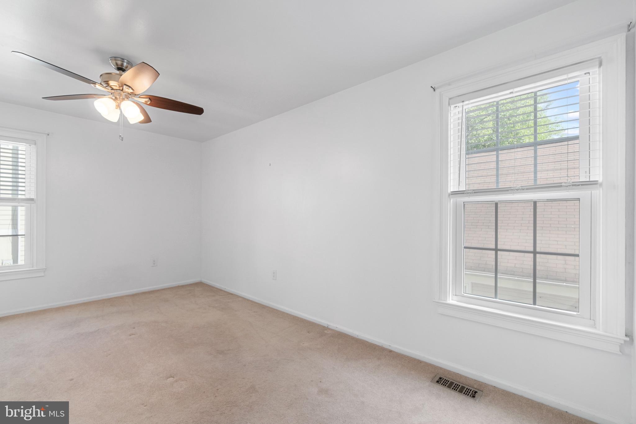 CROFTON VILLAGE - Residential