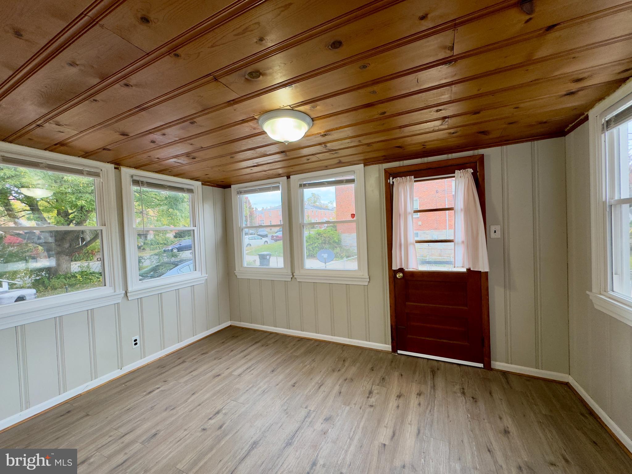 RIDGELEIGH - Residential Lease