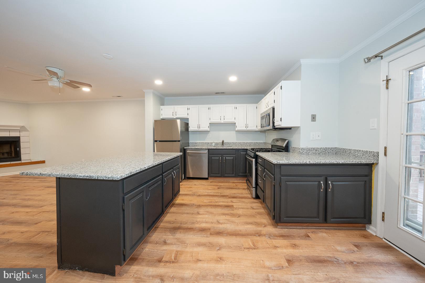 STIRLING CHASE - Residential