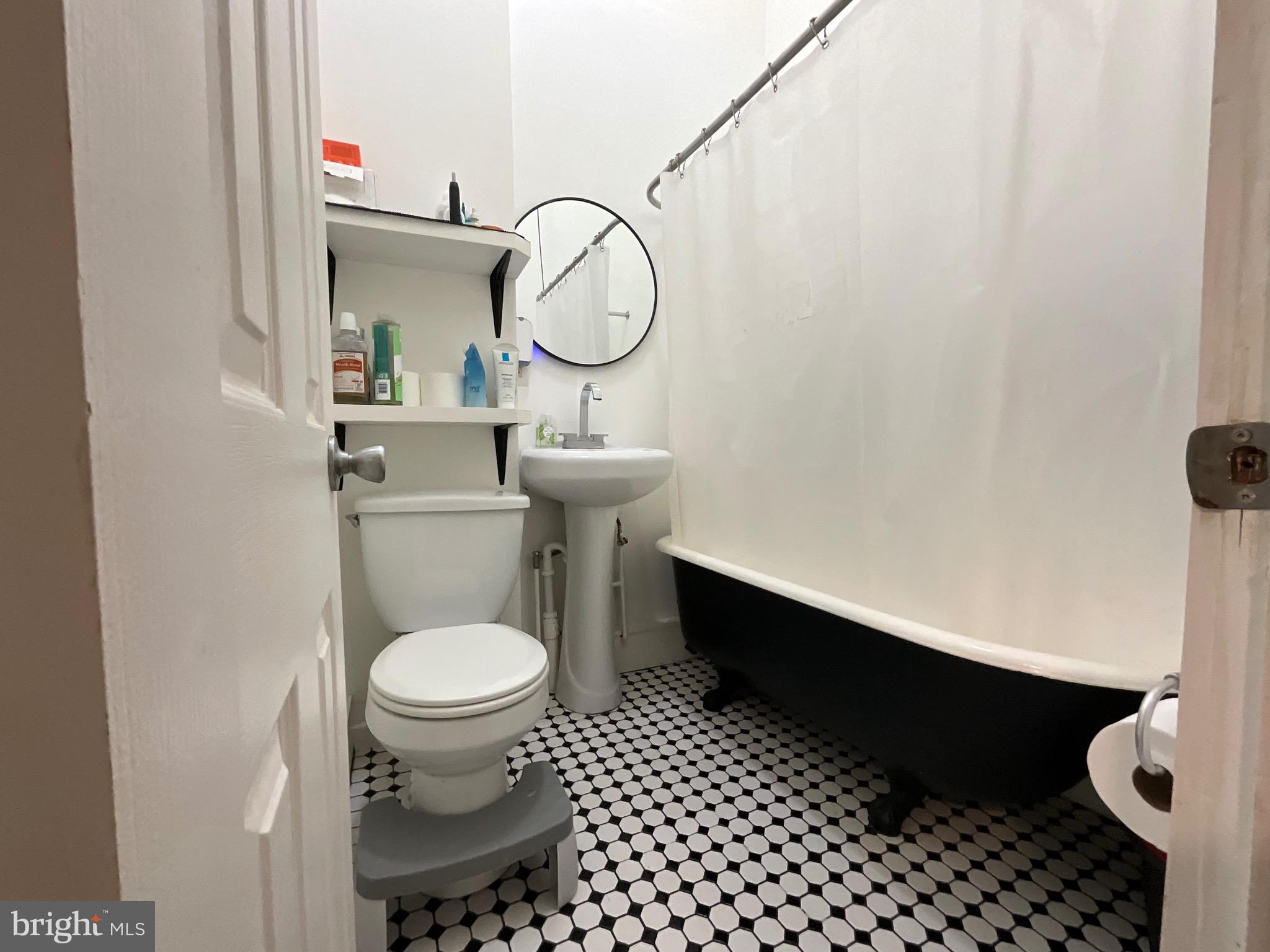 MADISON PARK HISTORIC DISTRICT - Residential Lease