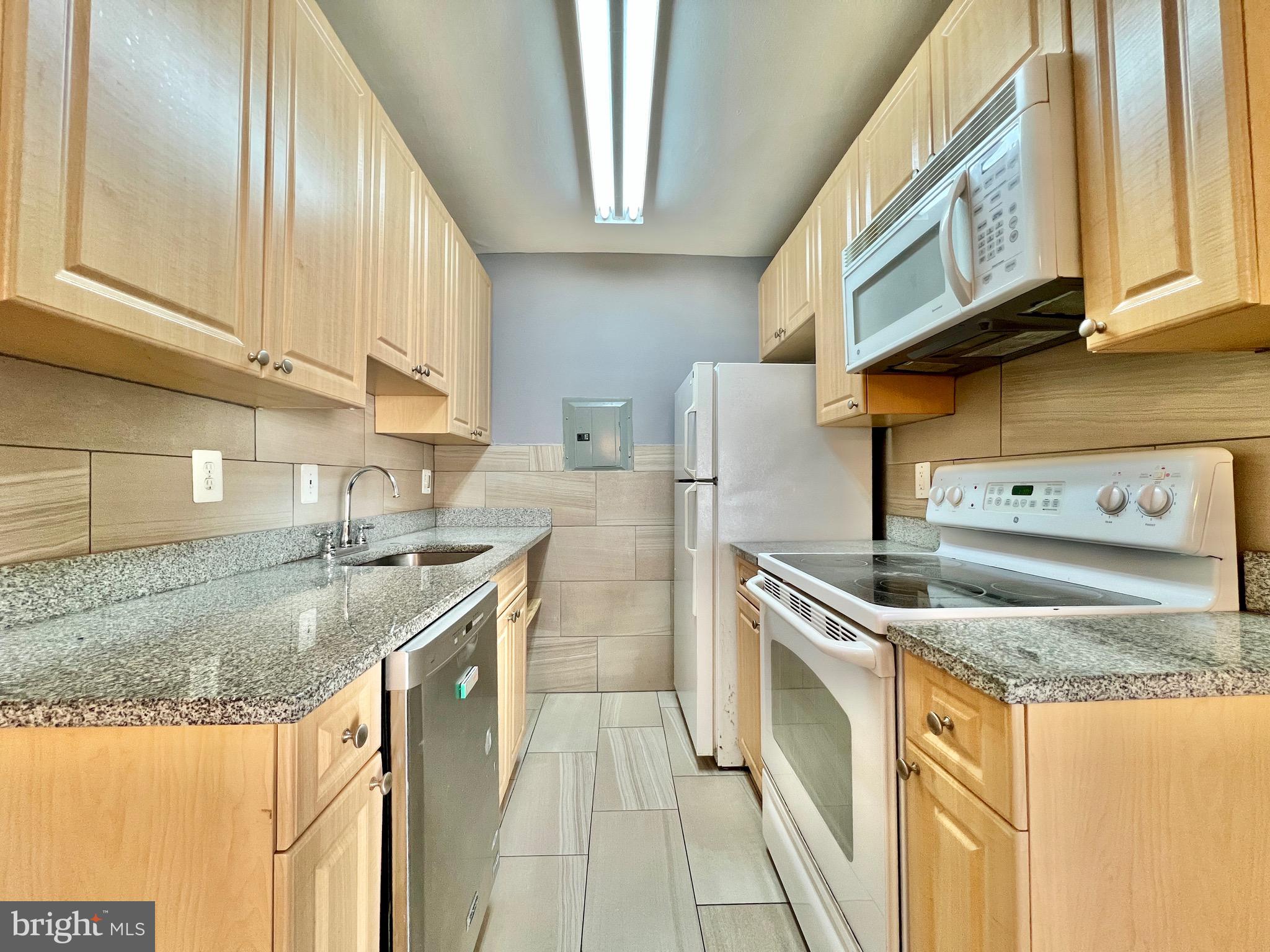 THE FAIRMONT - Residential