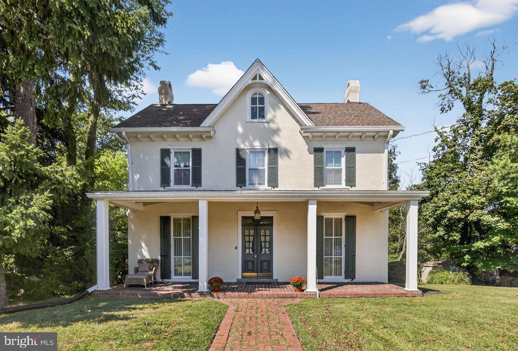 Photo of 133 Marywatersford Road, BALA CYNWYD, PA 19004 (MLS # PAMC2156620)