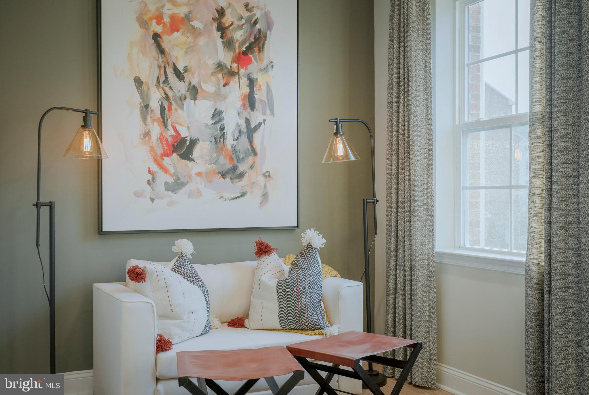 OXFORD SQUARE - Residential