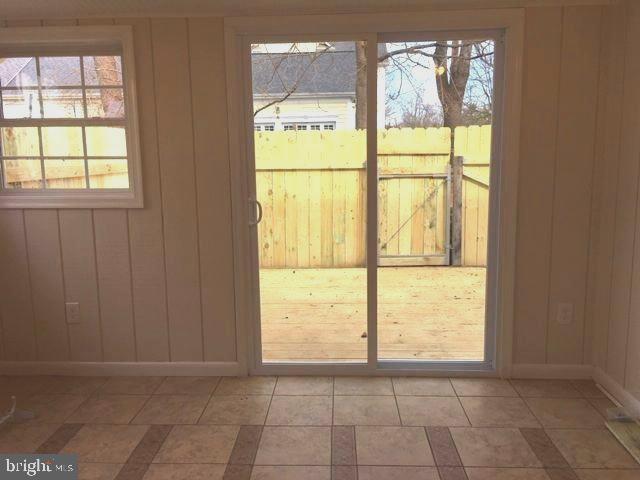 PURCELLVILLE - Residential Lease