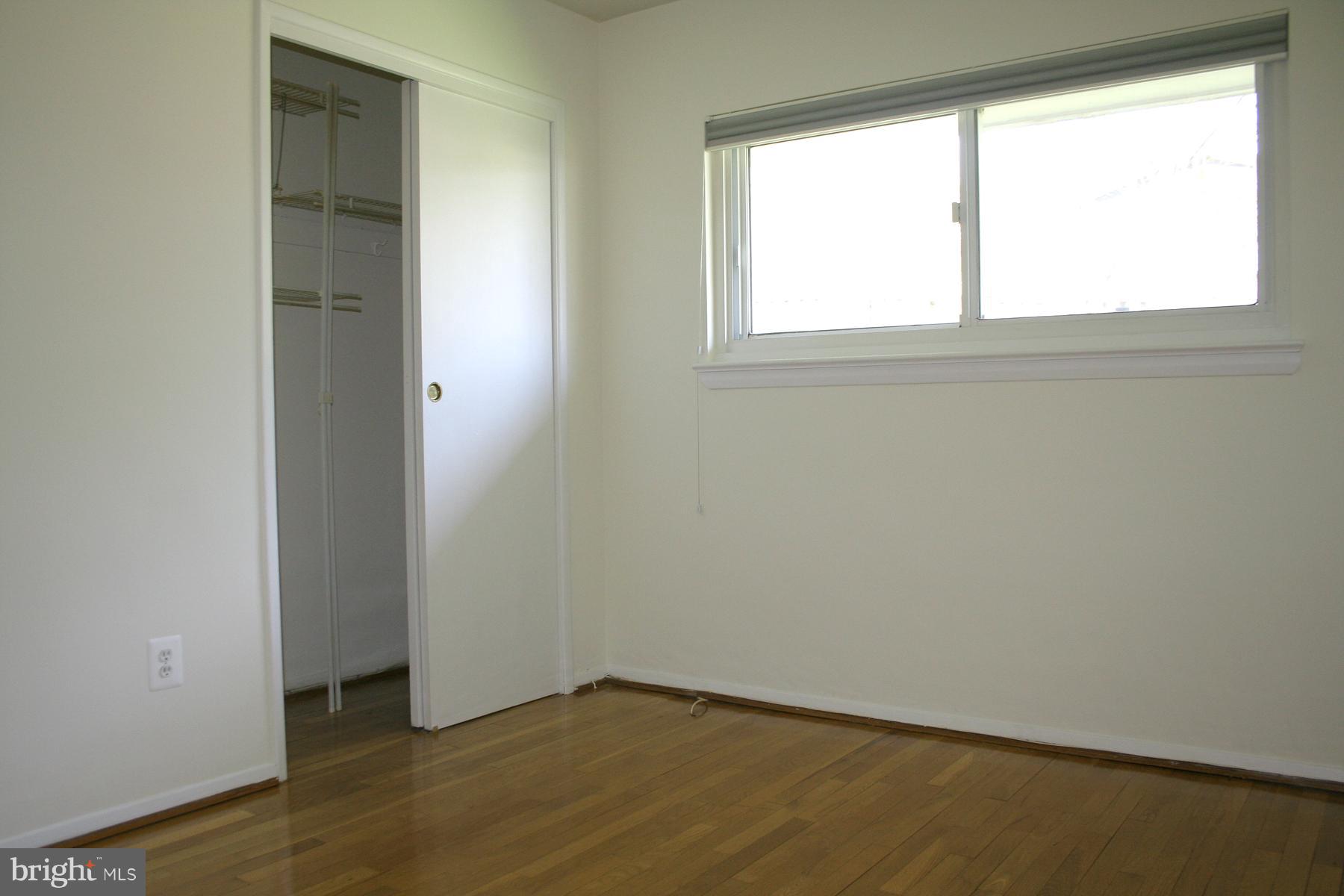 LONGMEADOW - Residential Lease