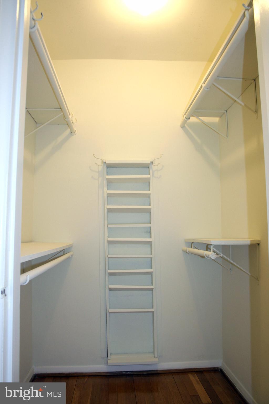 LONGMEADOW - Residential Lease