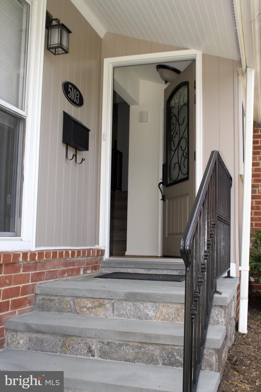 LONGMEADOW - Residential Lease