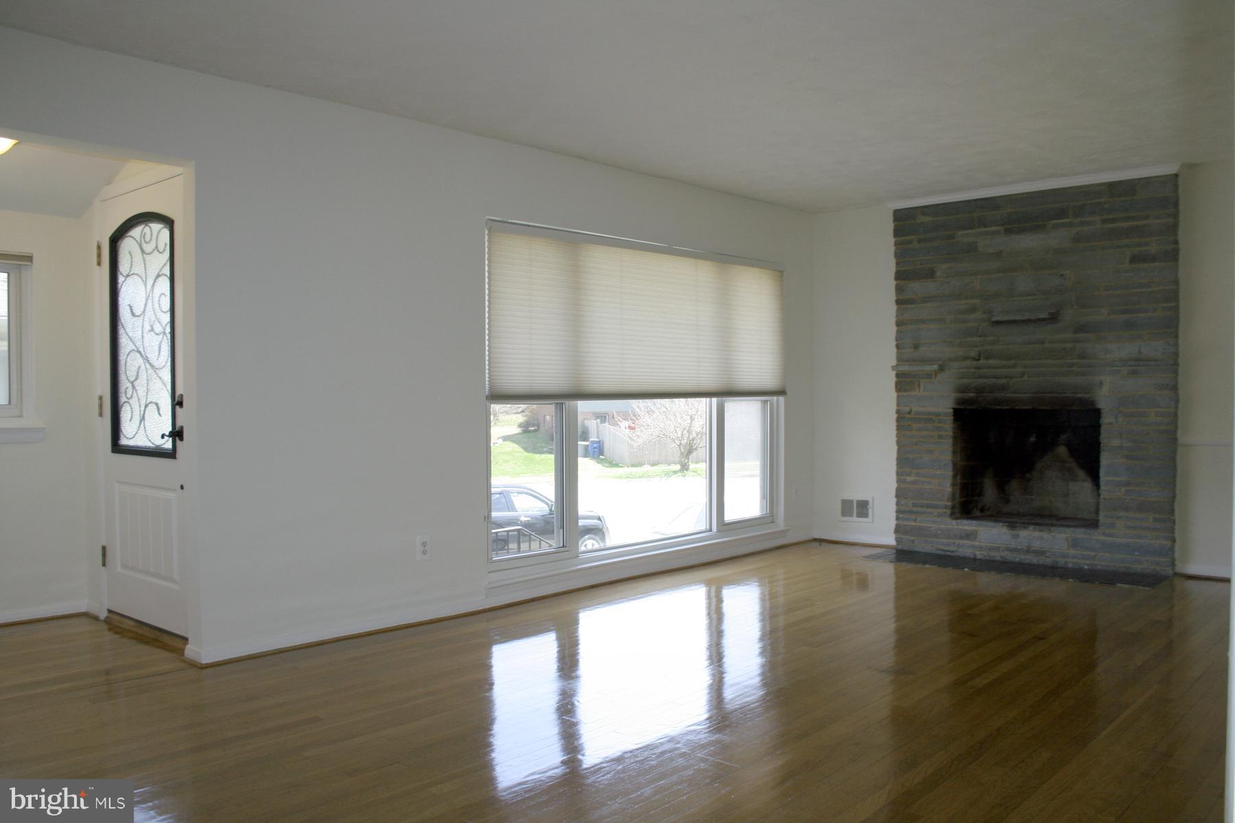 LONGMEADOW - Residential Lease