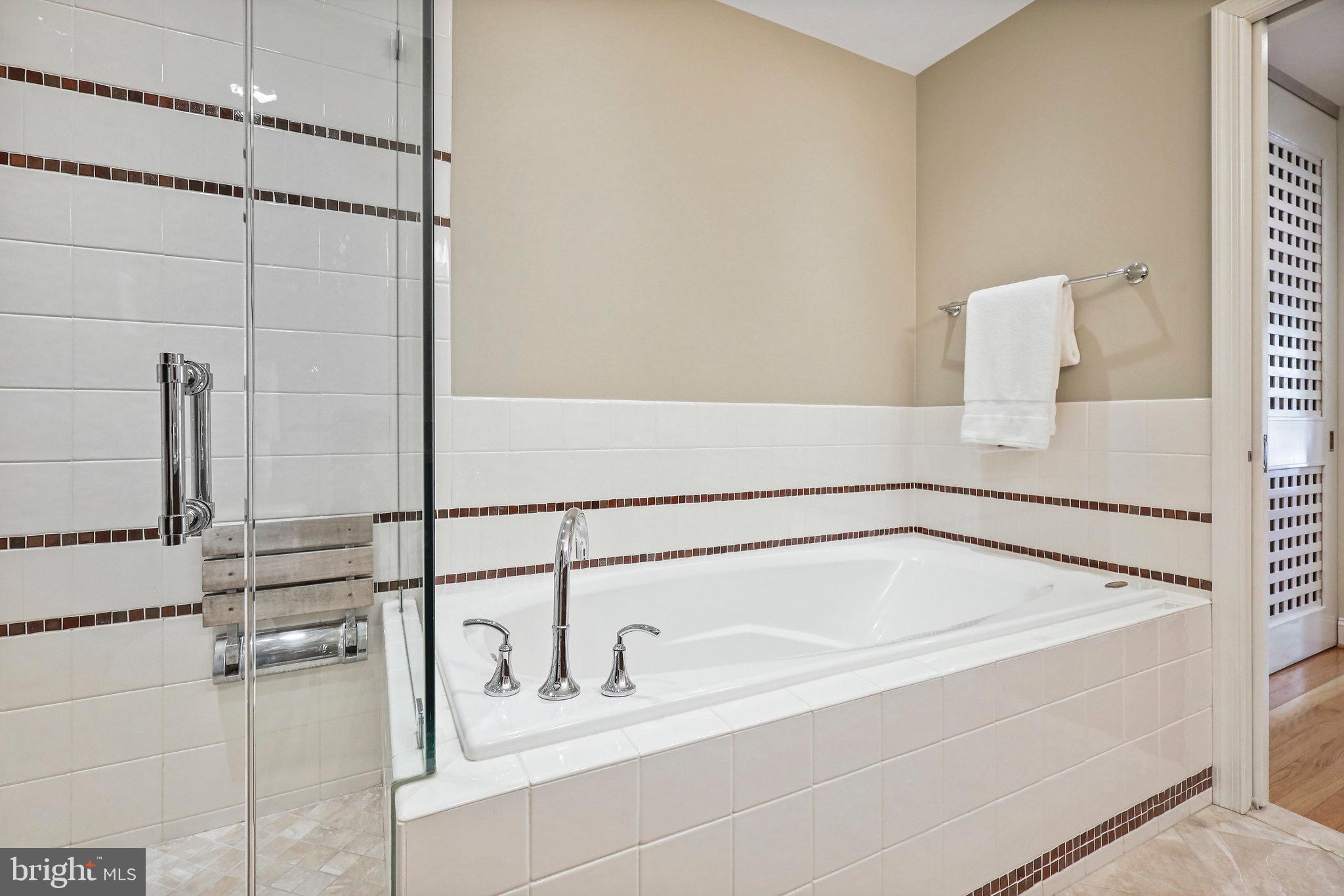 FORDS LANDING - Residential