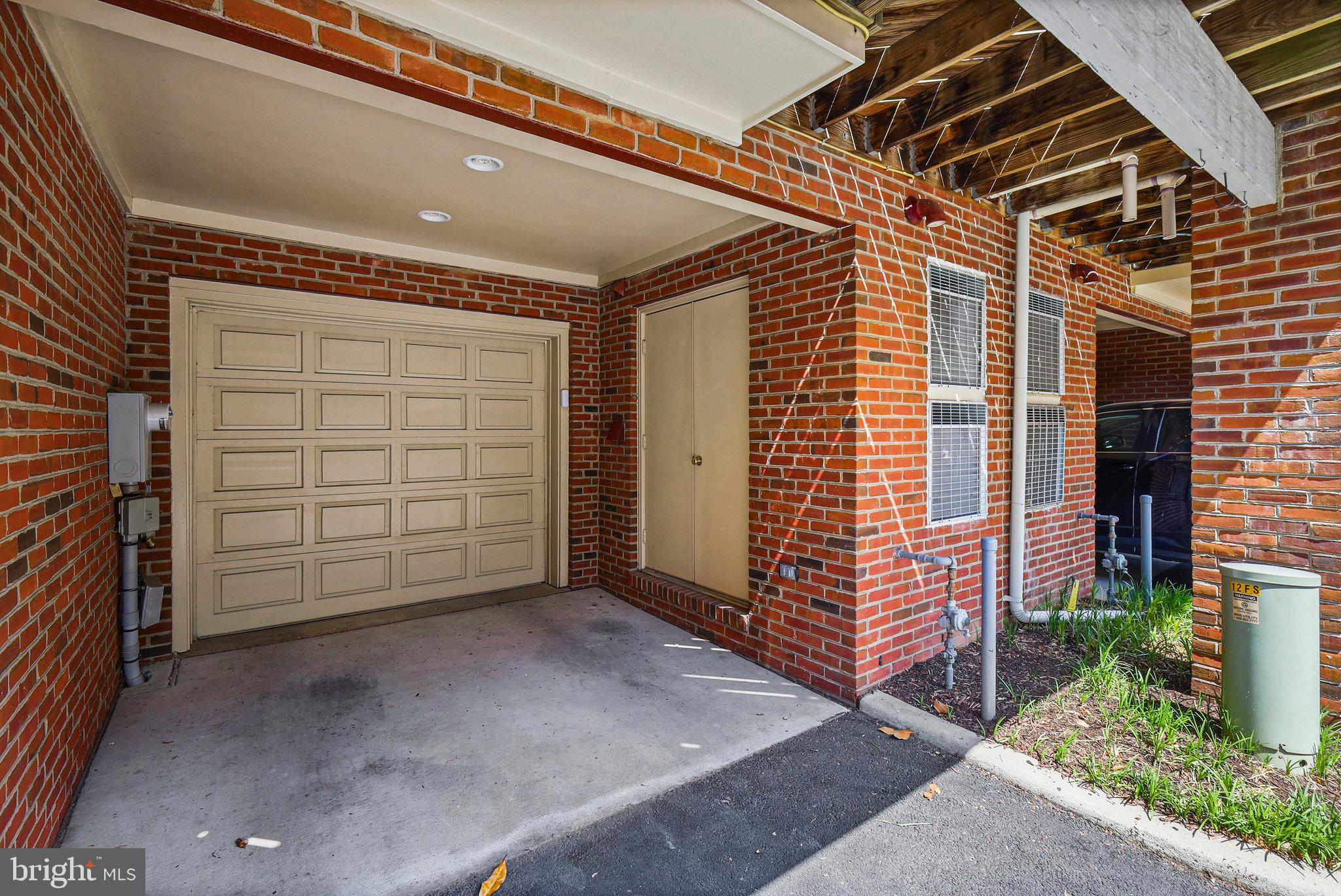 FORDS LANDING - Residential