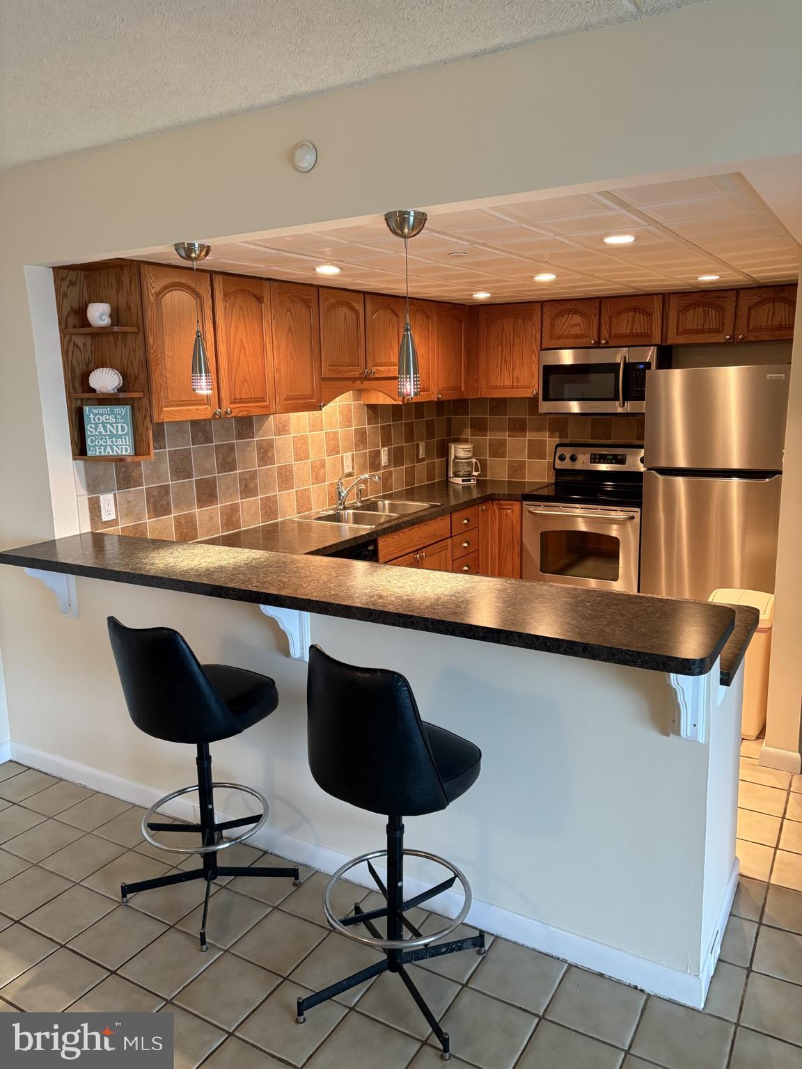 10700 COASTAL HIGHWAY 1004