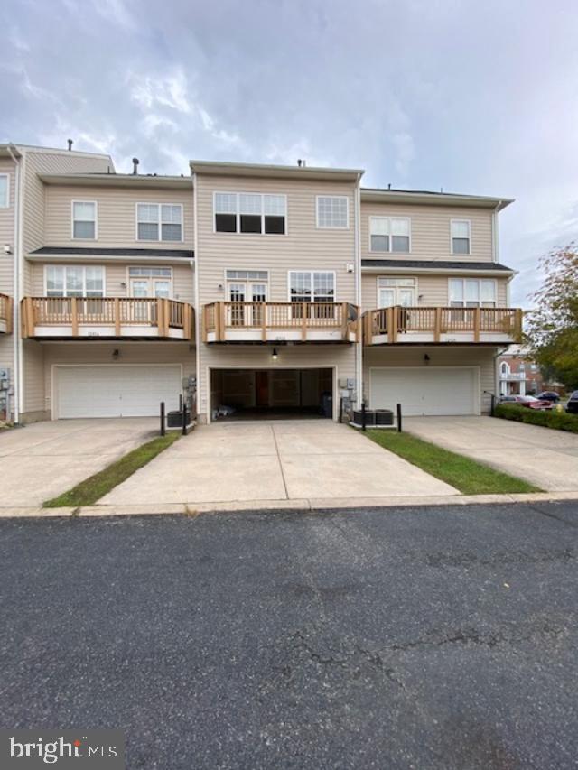 PW COUNTY CENTER LANDBAY - Residential