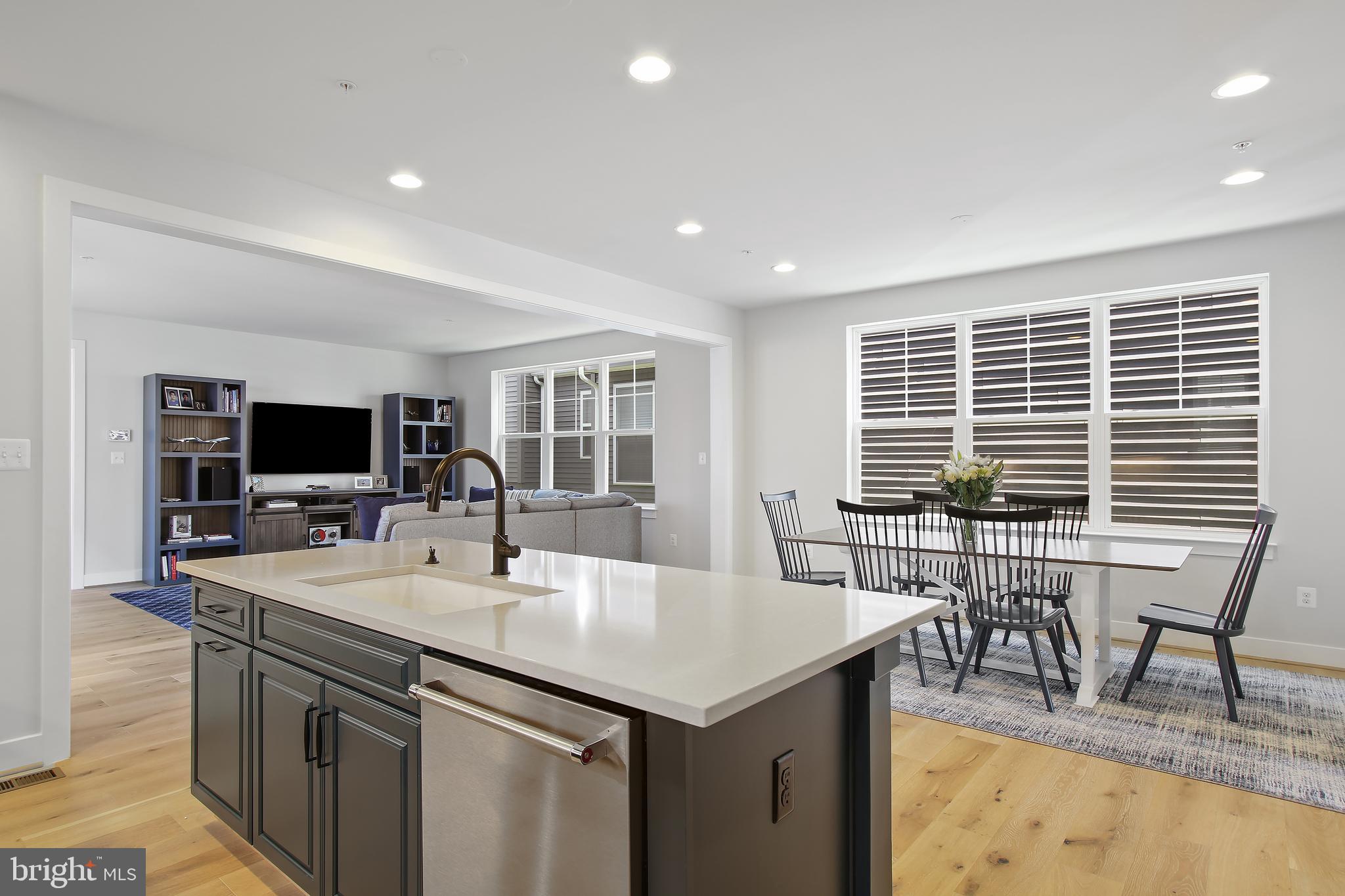 CABIN BRANCH - Residential