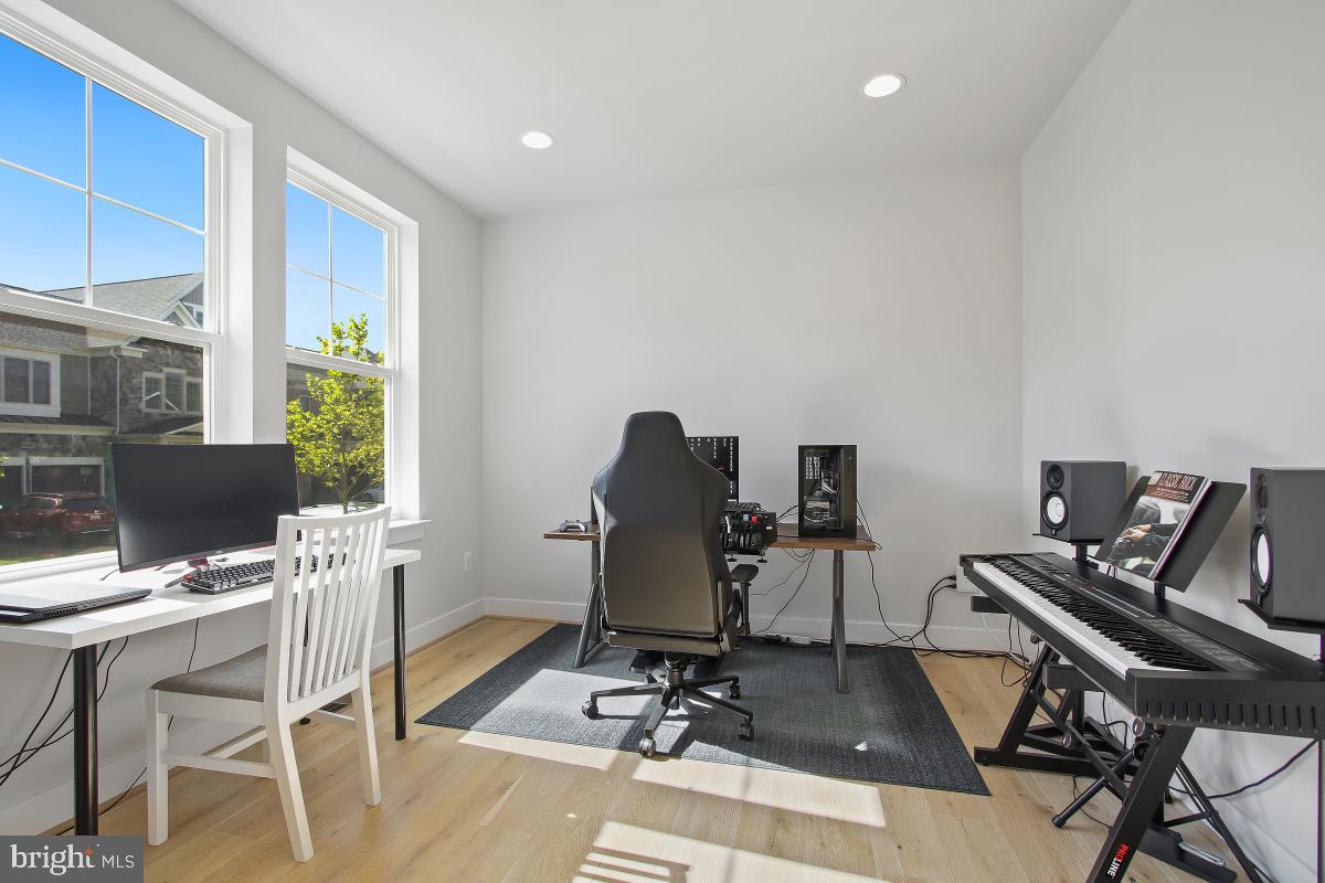 CABIN BRANCH - Residential