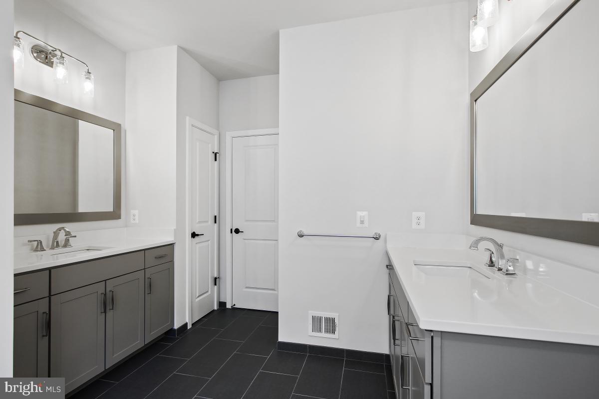 CABIN BRANCH - Residential