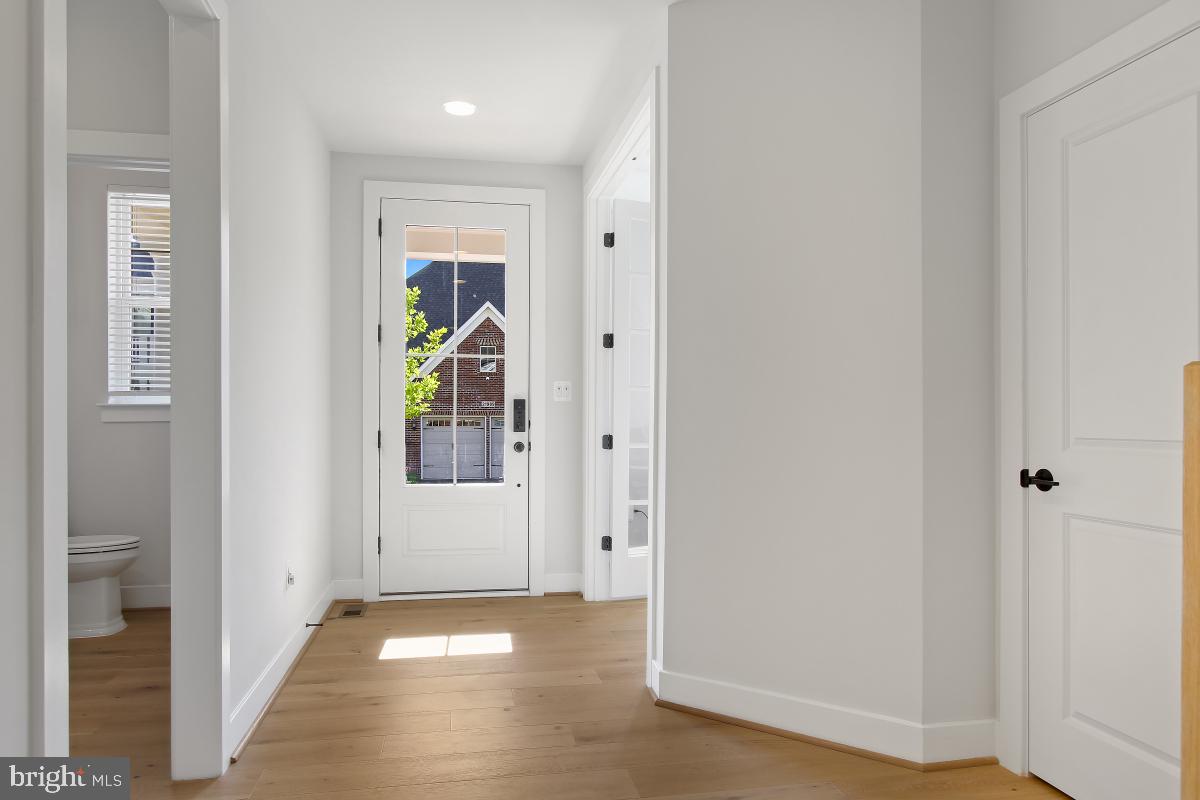 CABIN BRANCH - Residential