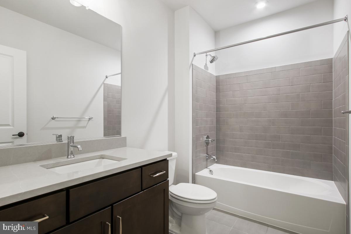 CABIN BRANCH - Residential