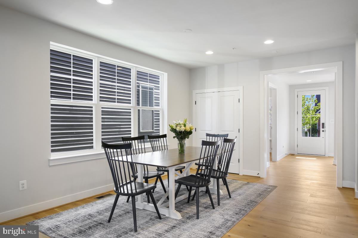 CABIN BRANCH - Residential