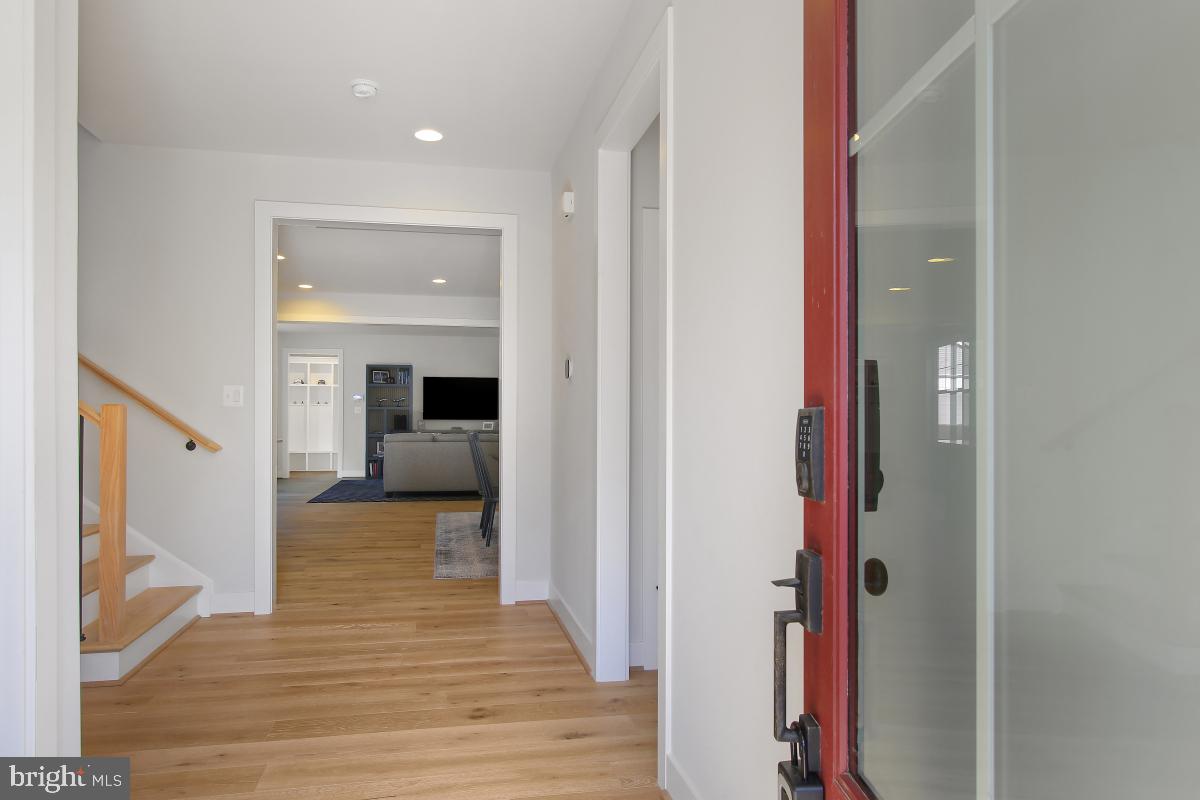 CABIN BRANCH - Residential