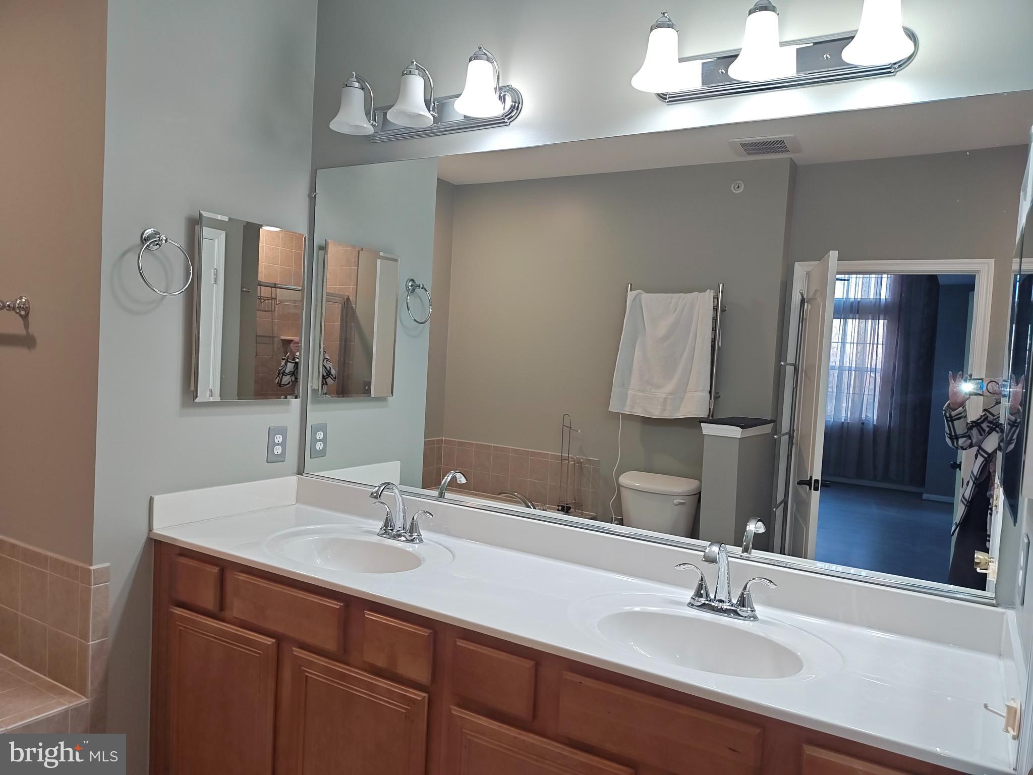 BELMONT BAY - Residential Lease