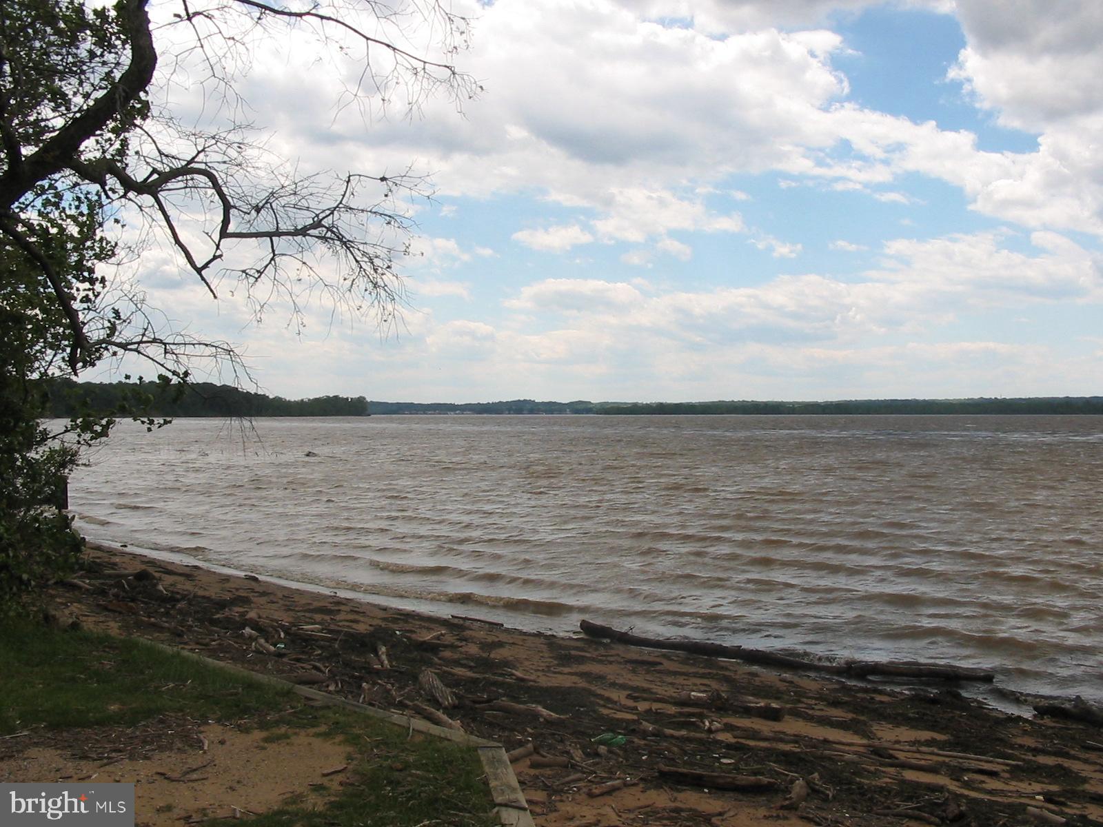 BELMONT BAY - Residential Lease