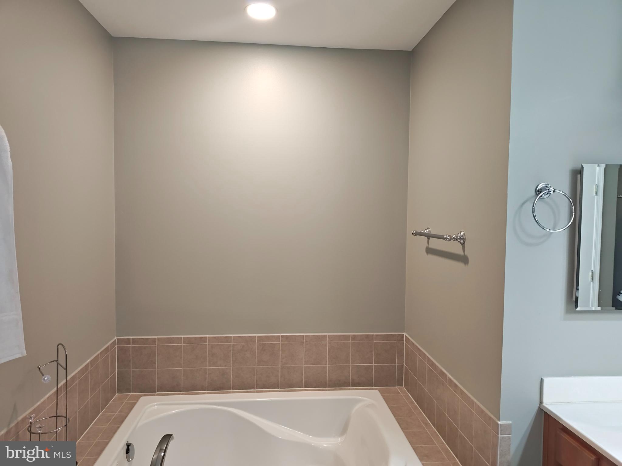 BELMONT BAY - Residential Lease