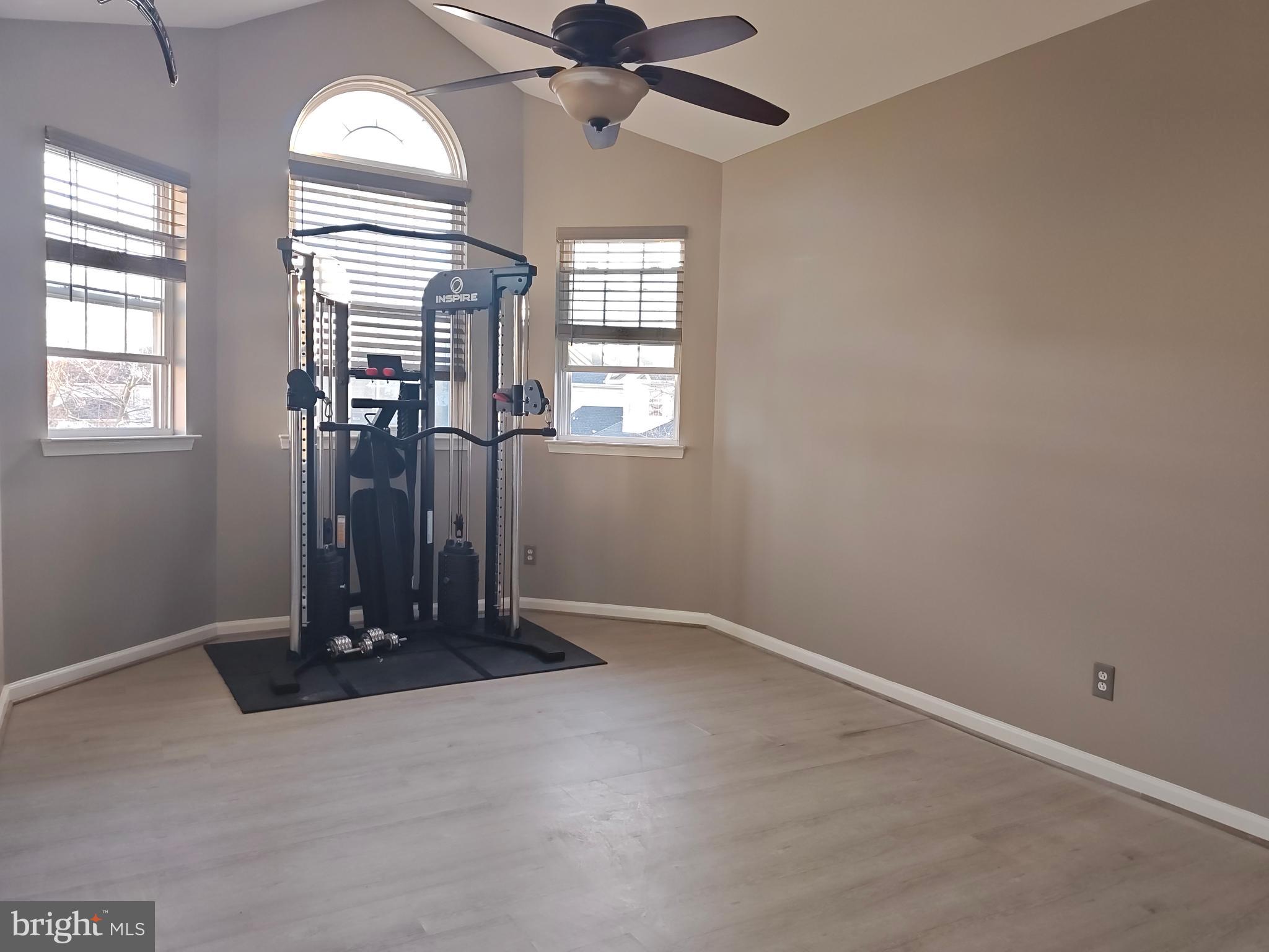 BELMONT BAY - Residential Lease