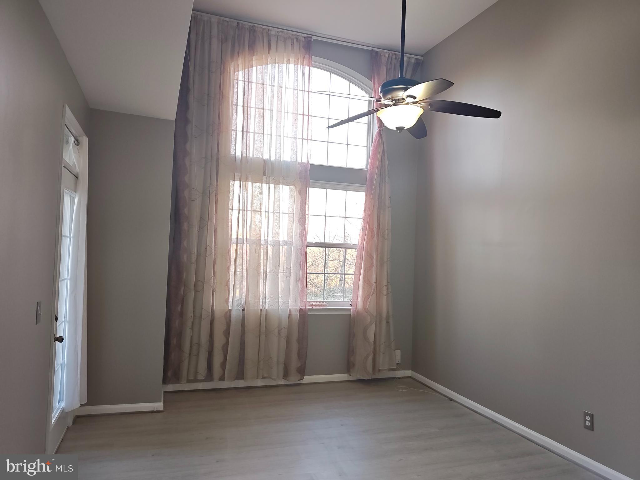 BELMONT BAY - Residential Lease