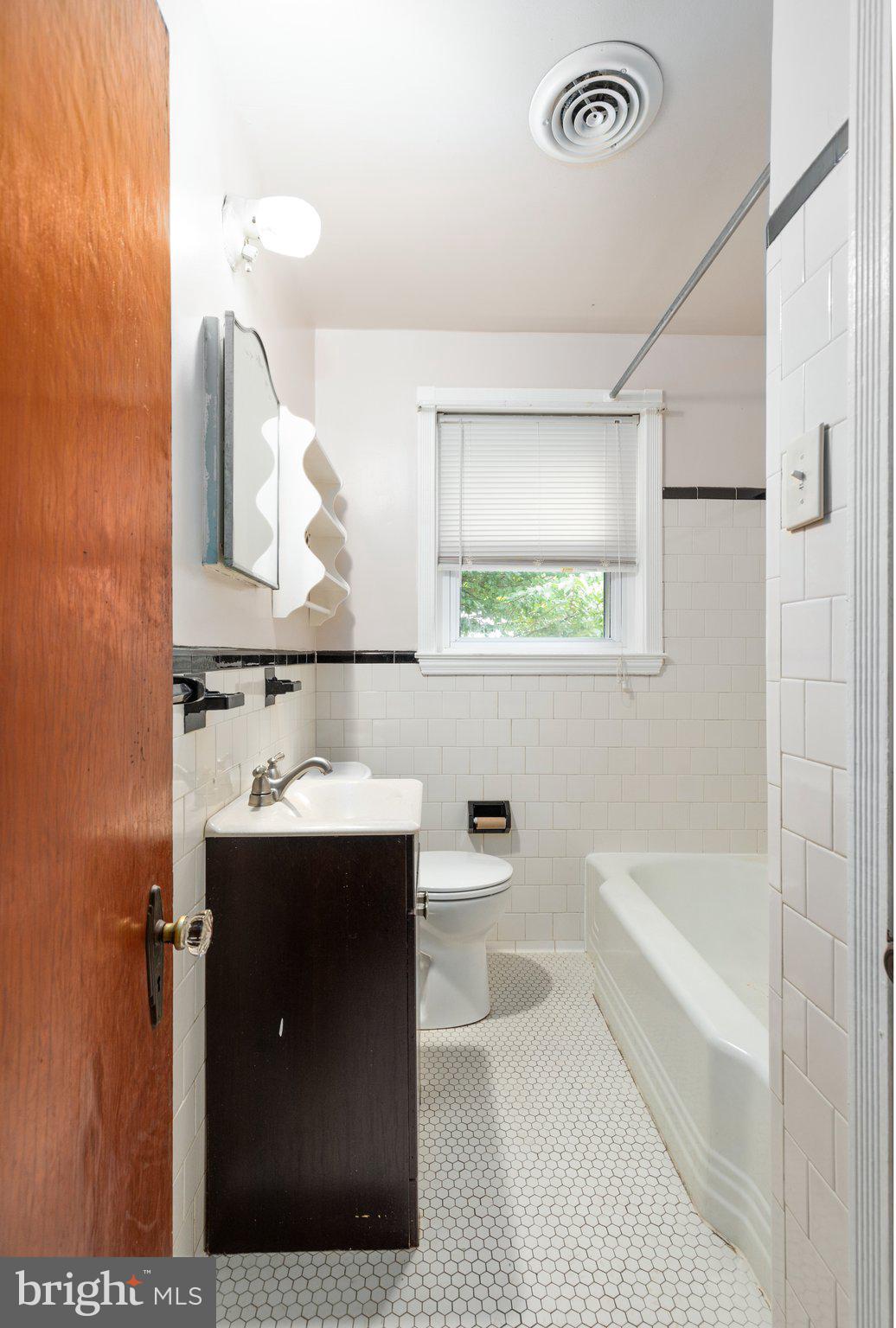 SUDBROOK PARK/PIKESVILLE - Residential