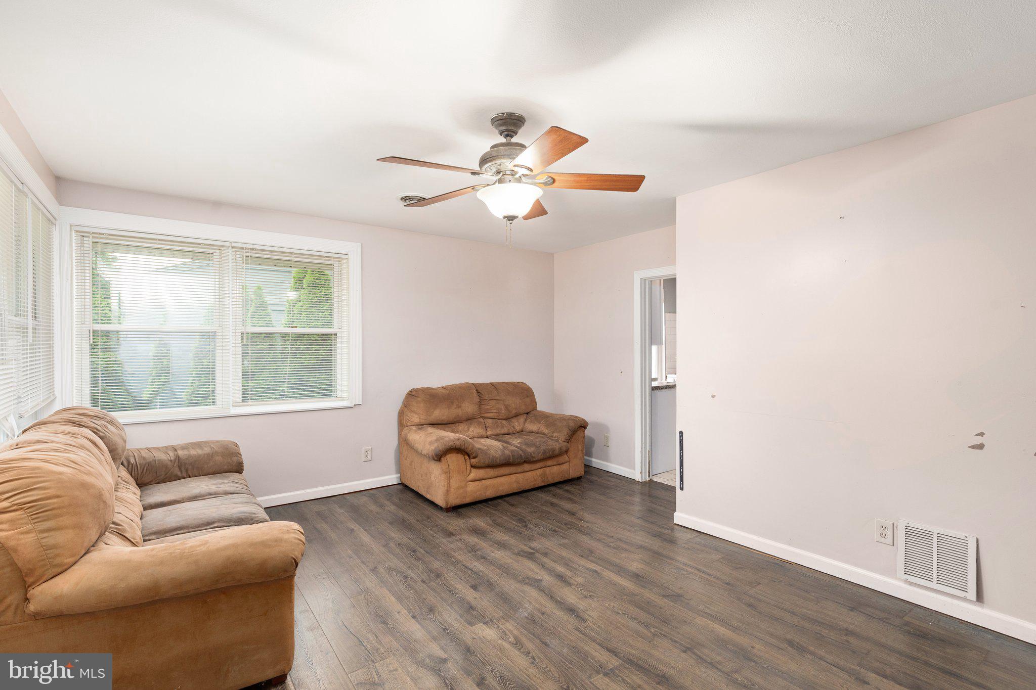 SUDBROOK PARK/PIKESVILLE - Residential