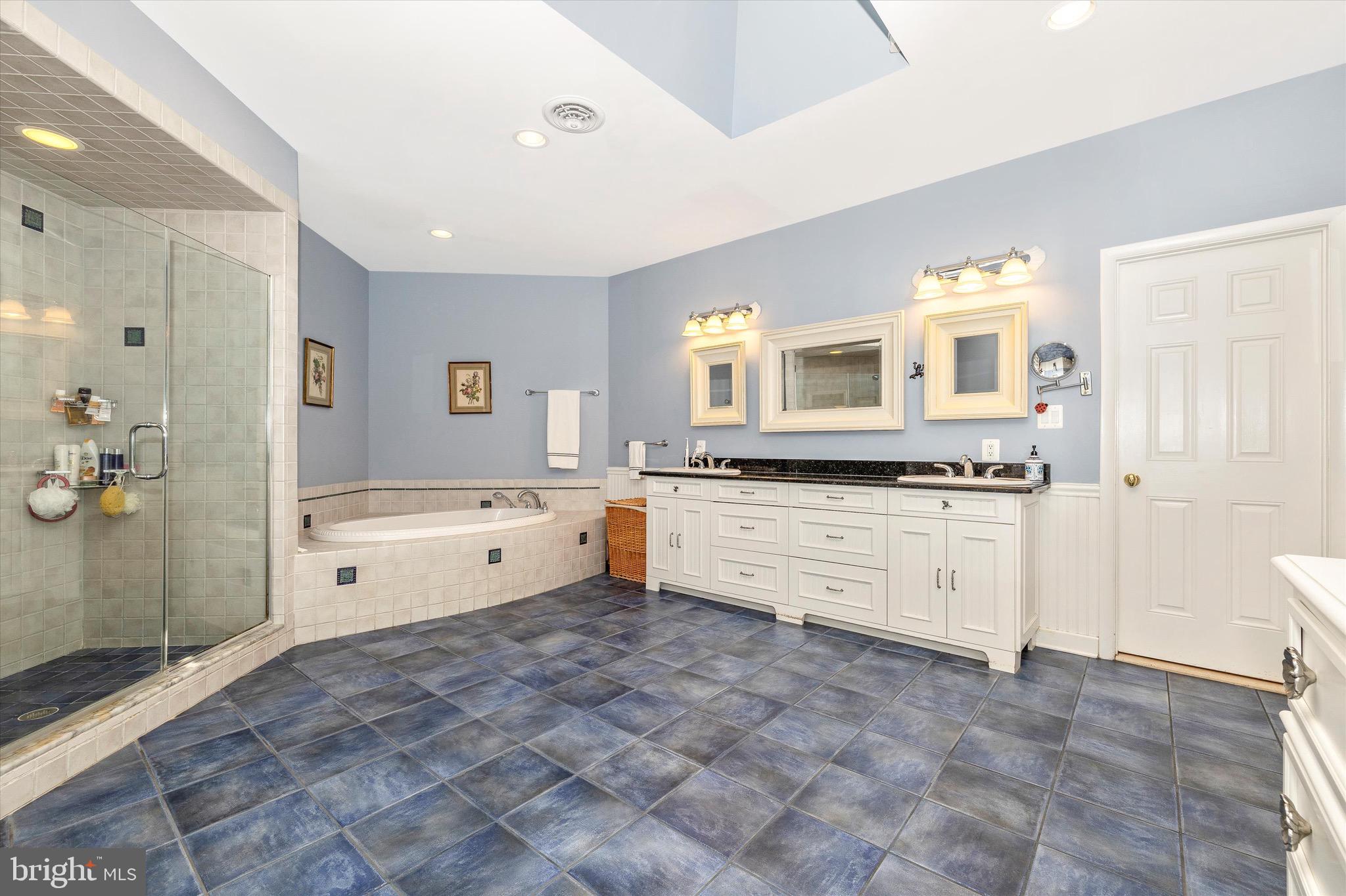 BARNESVILLE OUTSIDE - Residential